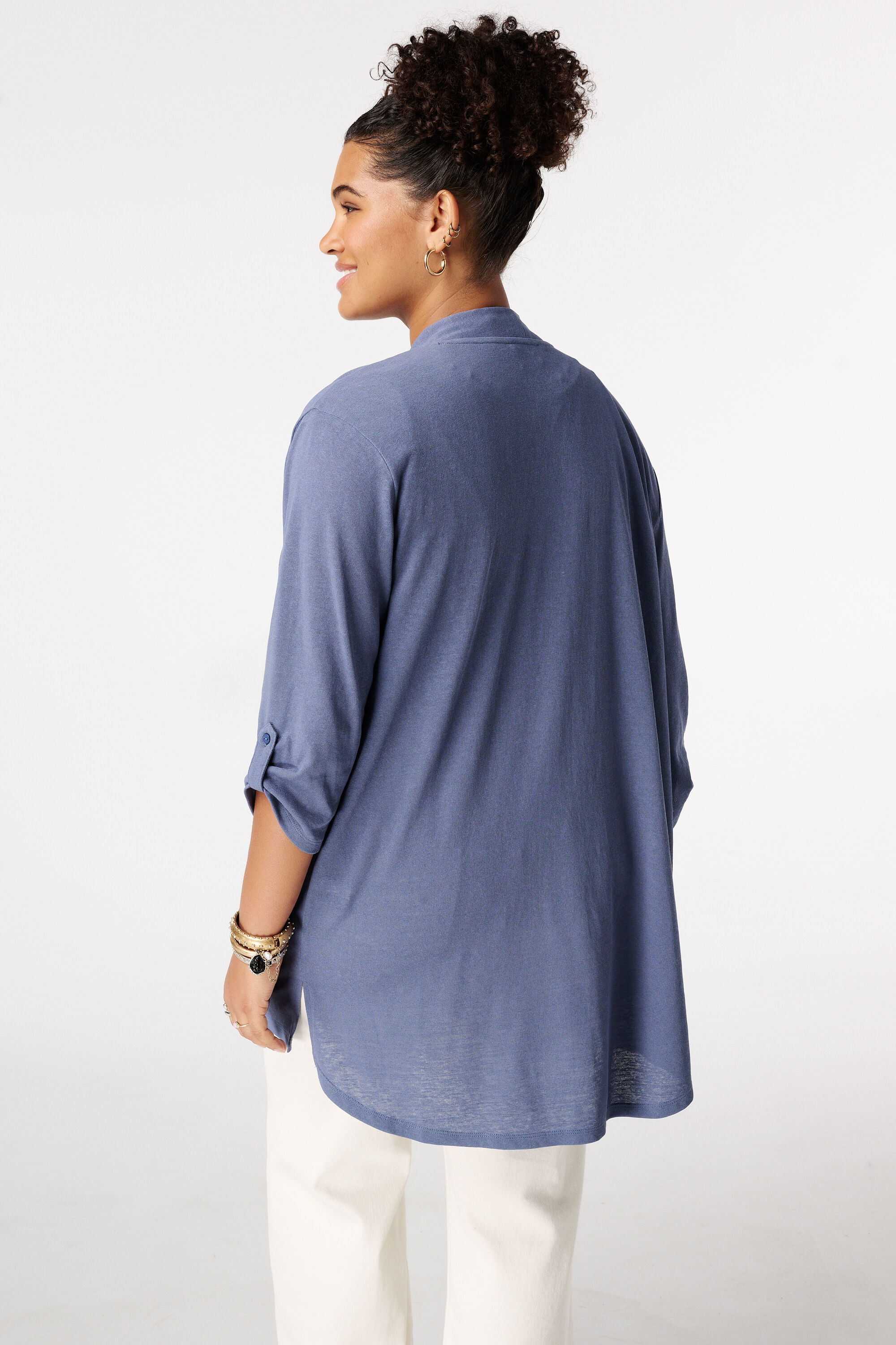 D&eacute;bardeur avec col en V image number 3