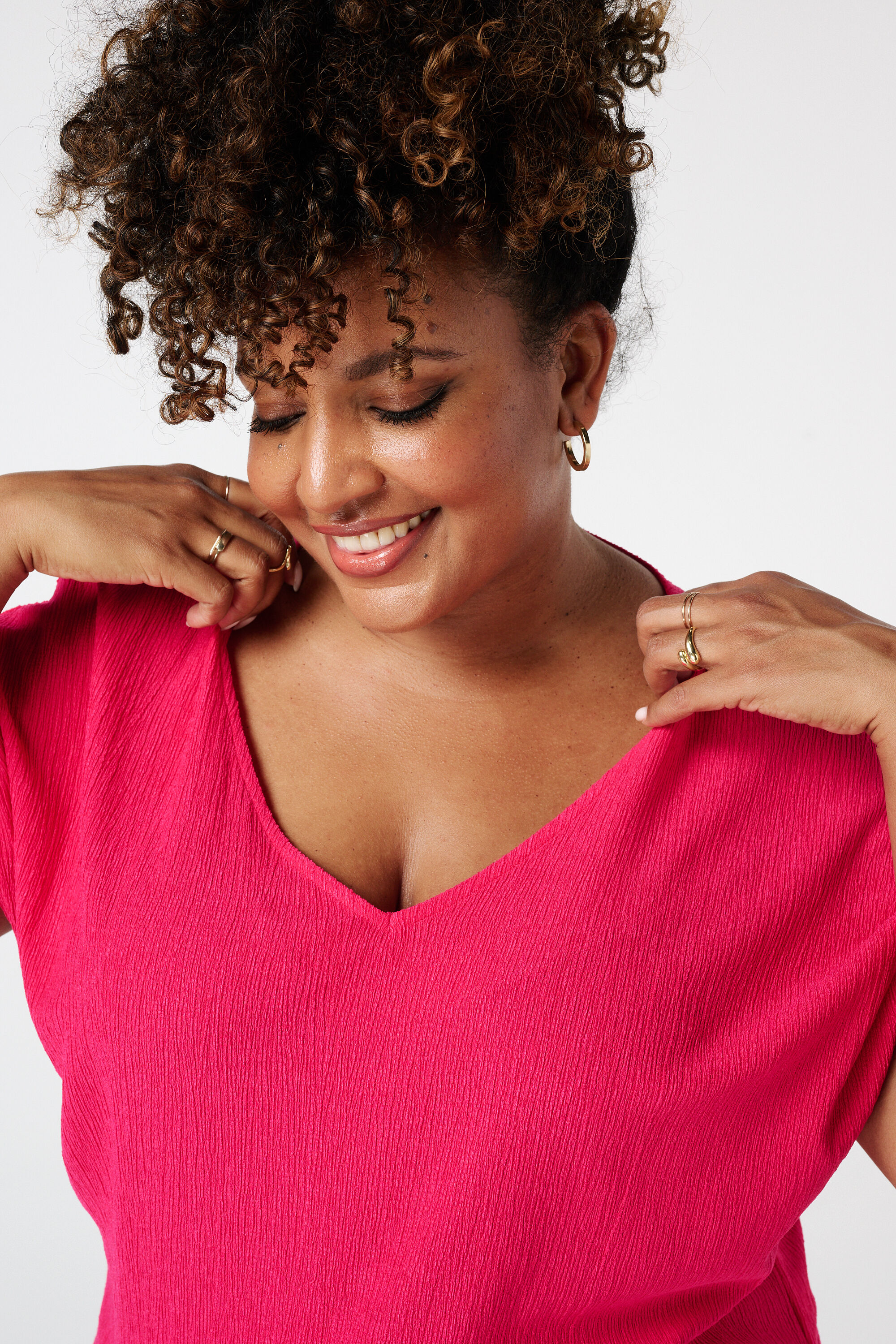 Top met structuur en kapmouwtje image number 4