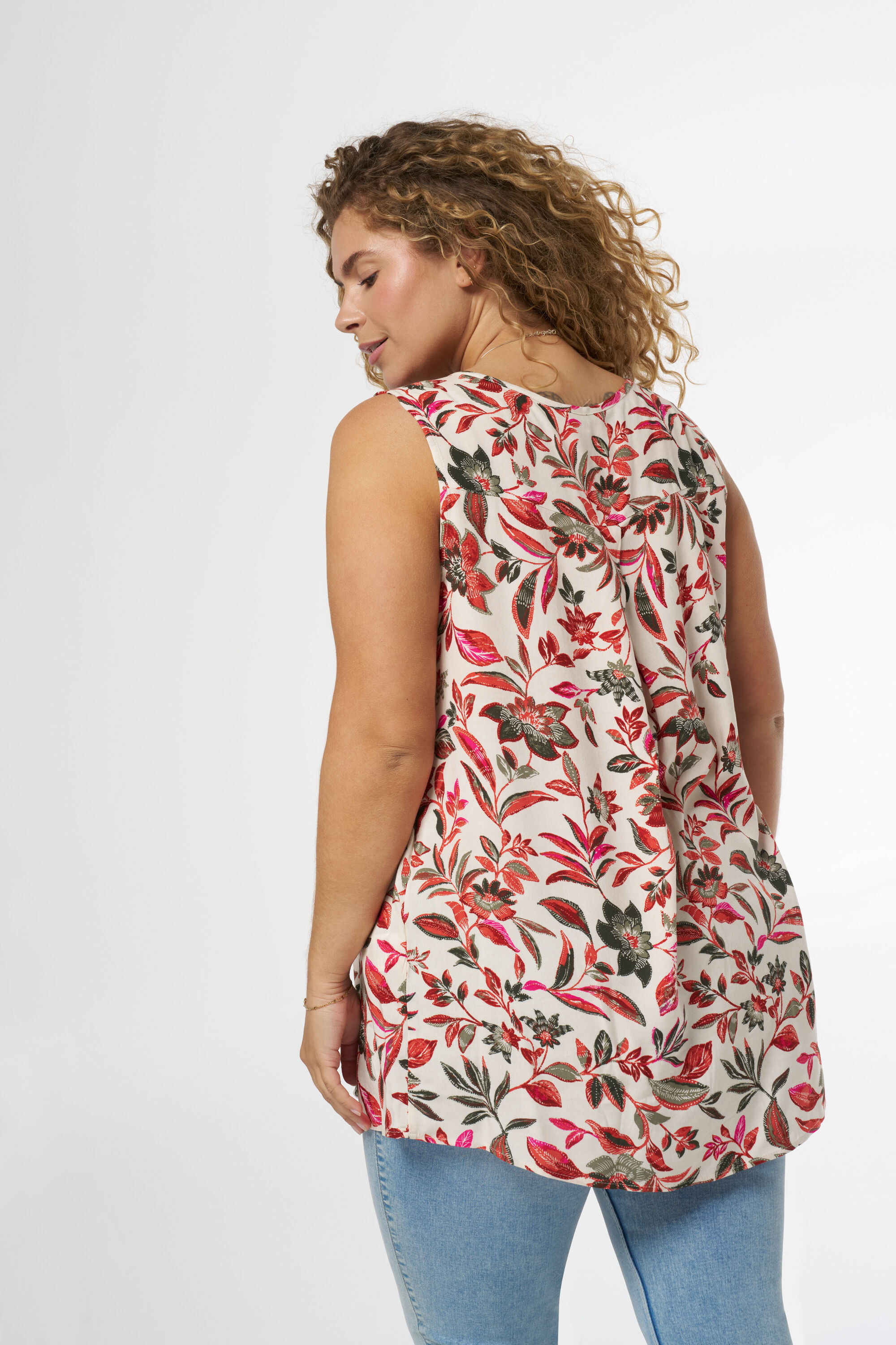 Mouwloze blouse met print image number 3