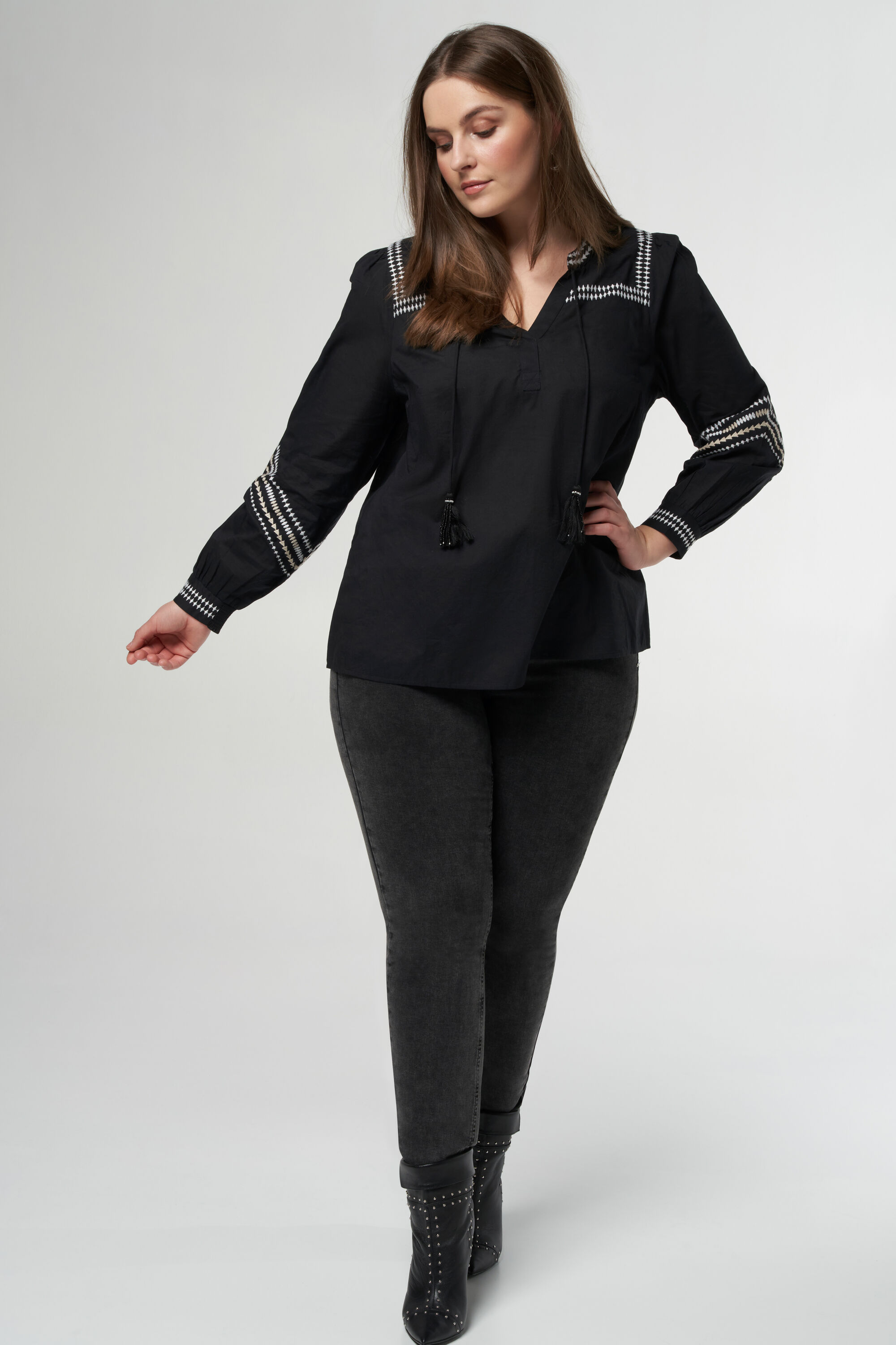 Chemisier brod&eacute; image number 5