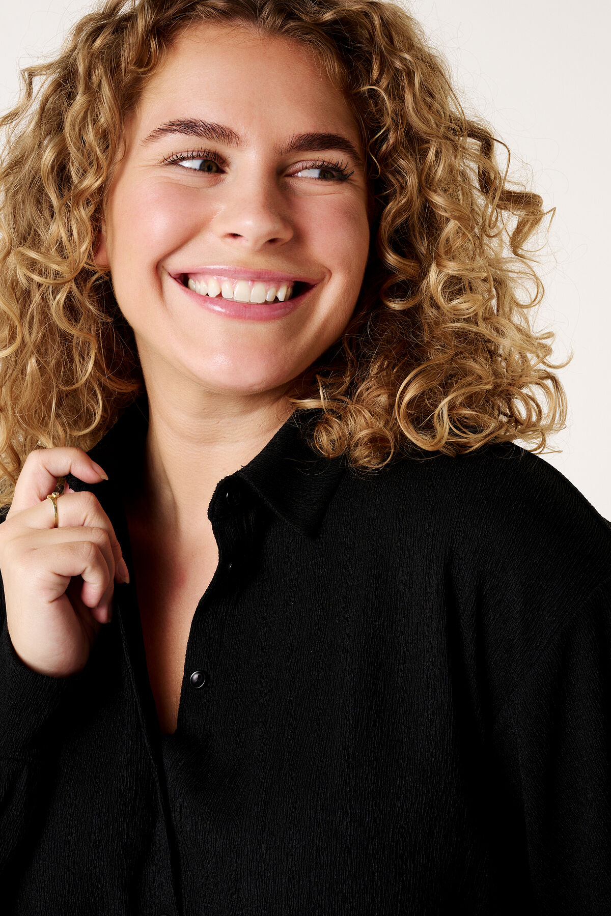 Haut avec boutons image number 4