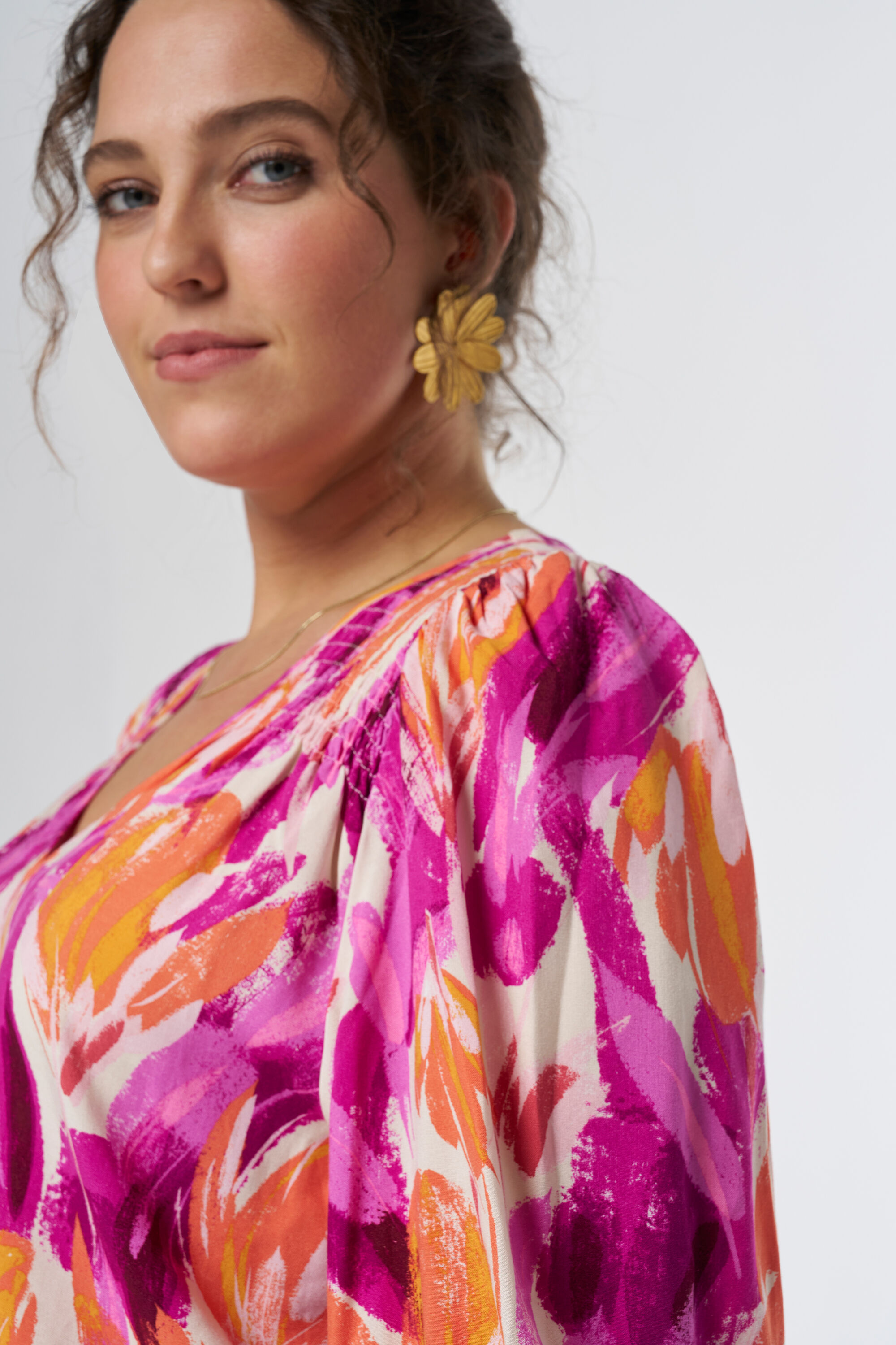 Blouse met smock details image number 4