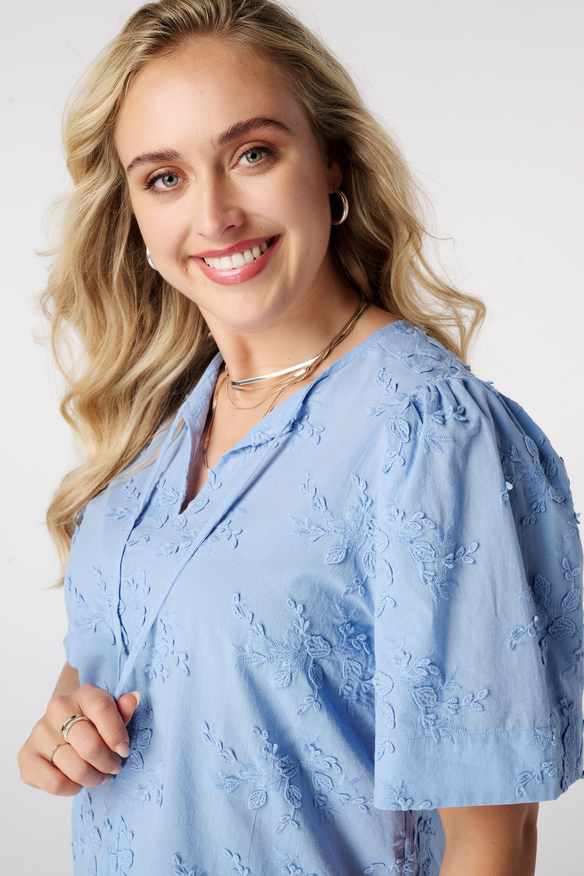 Katoenen blouse met borduursel image number 4