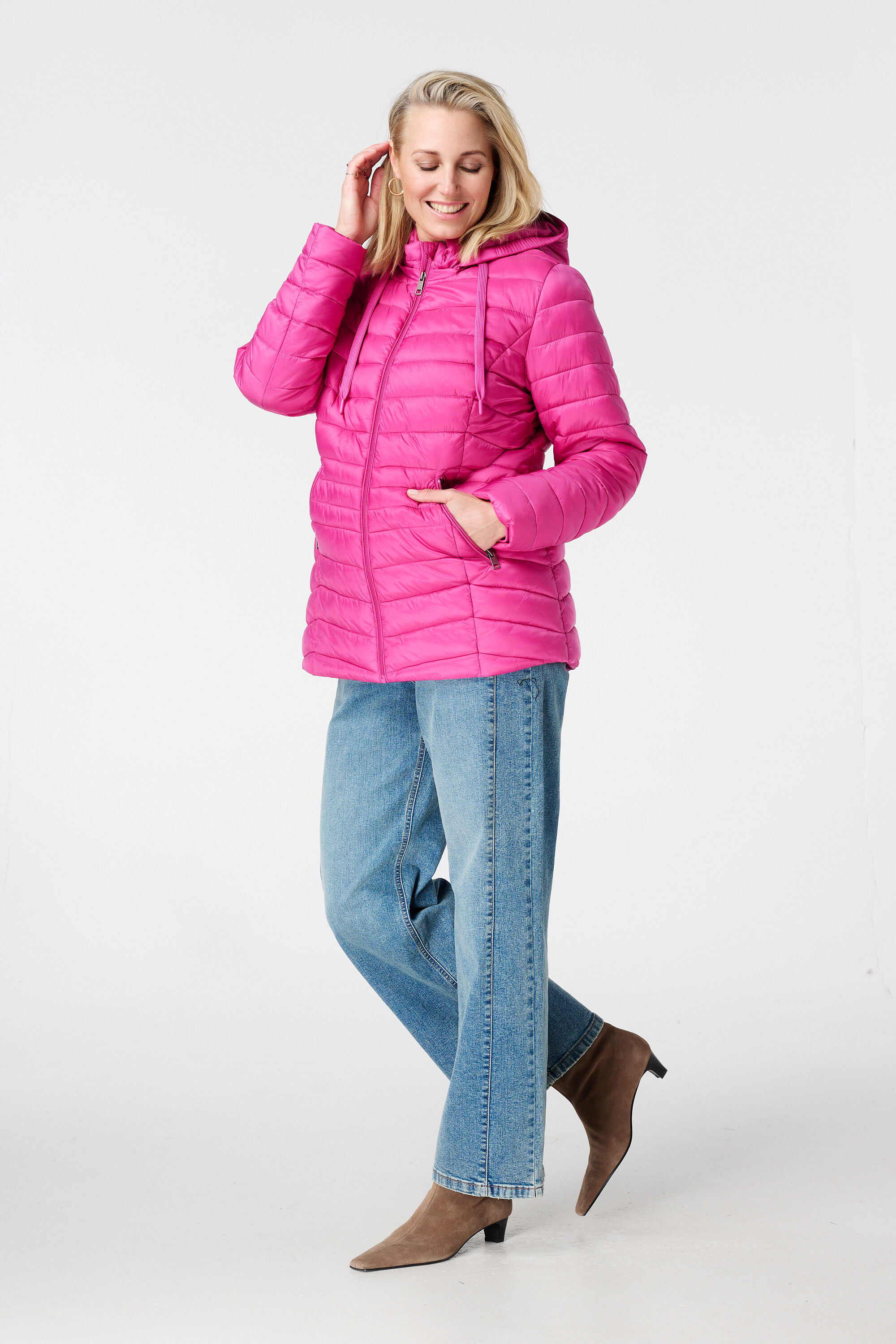 Veste l&eacute;g&egrave;rement matelass&eacute;e image number 5