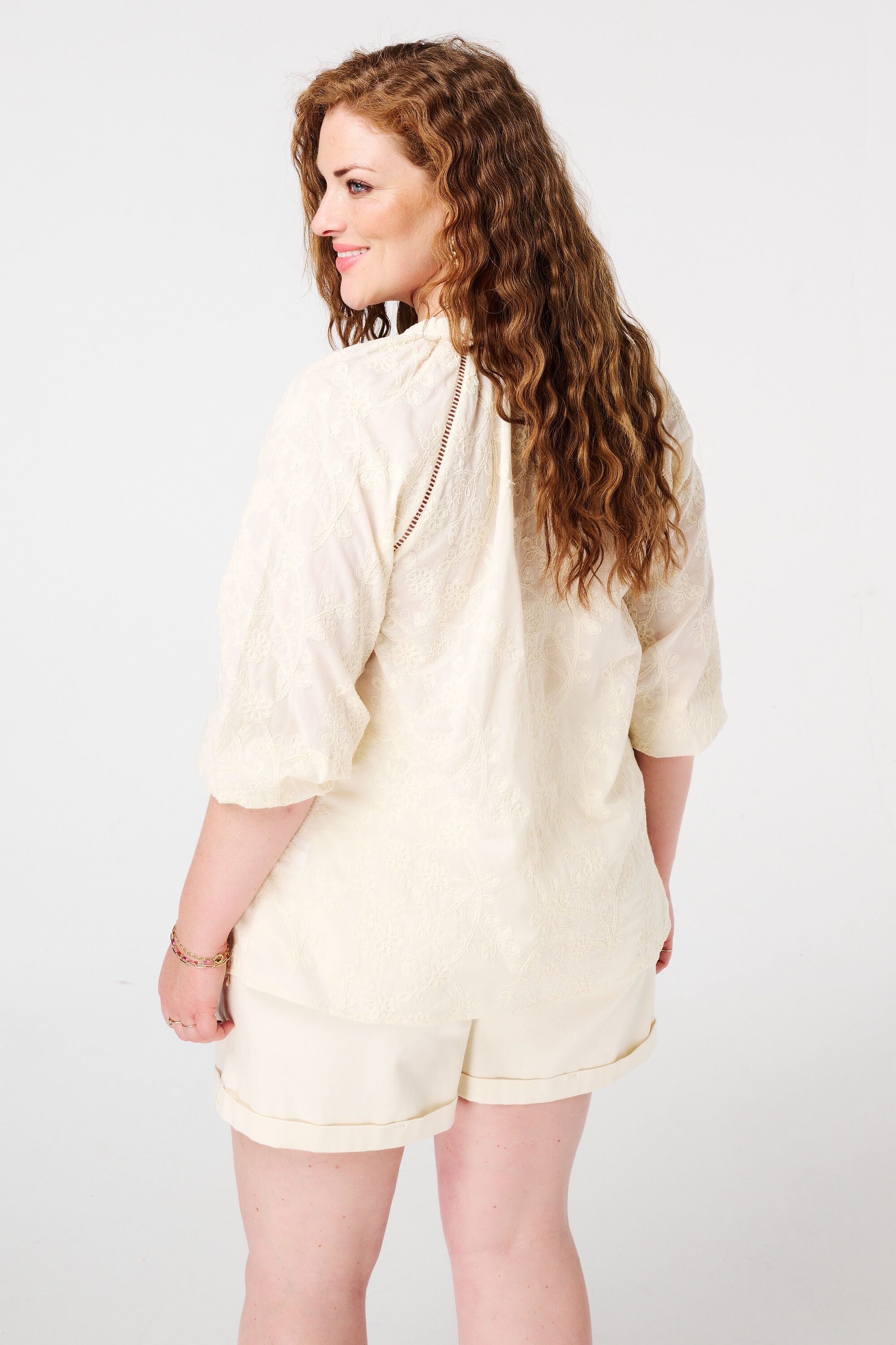 Chemisier avec broderie  image number 3