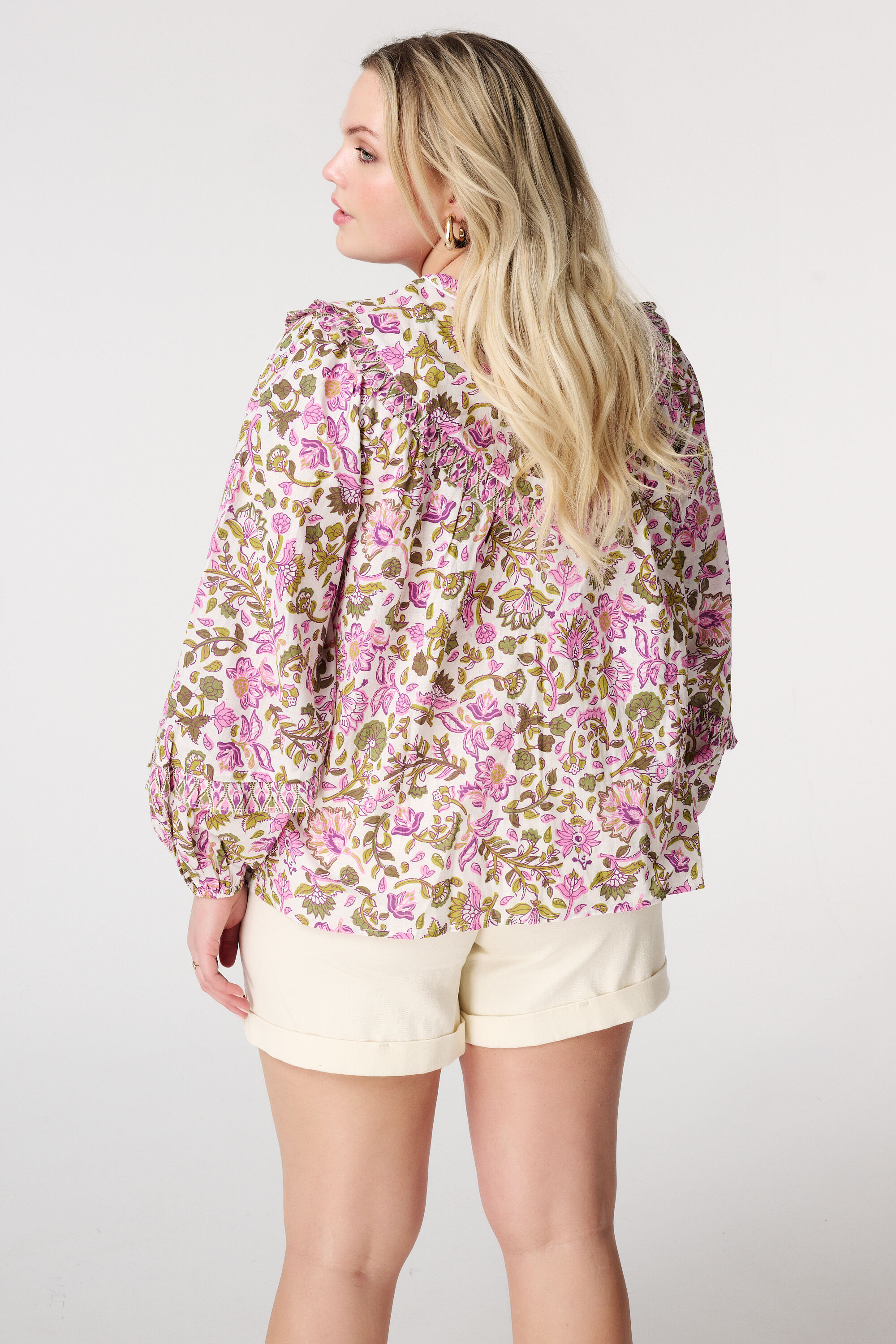 Blouse met ruffle details image number 3