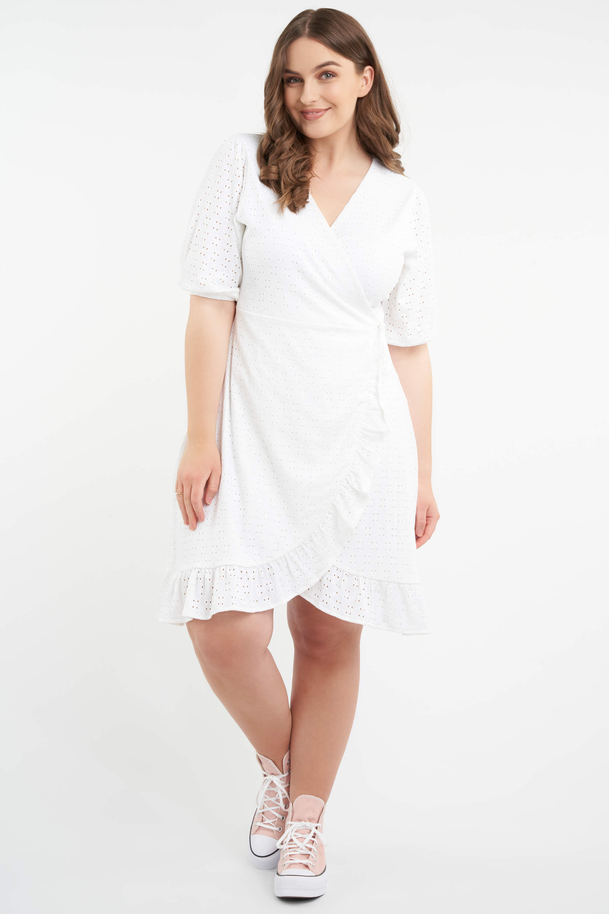 Robe portefeuille avec broderie anglaise image number 5