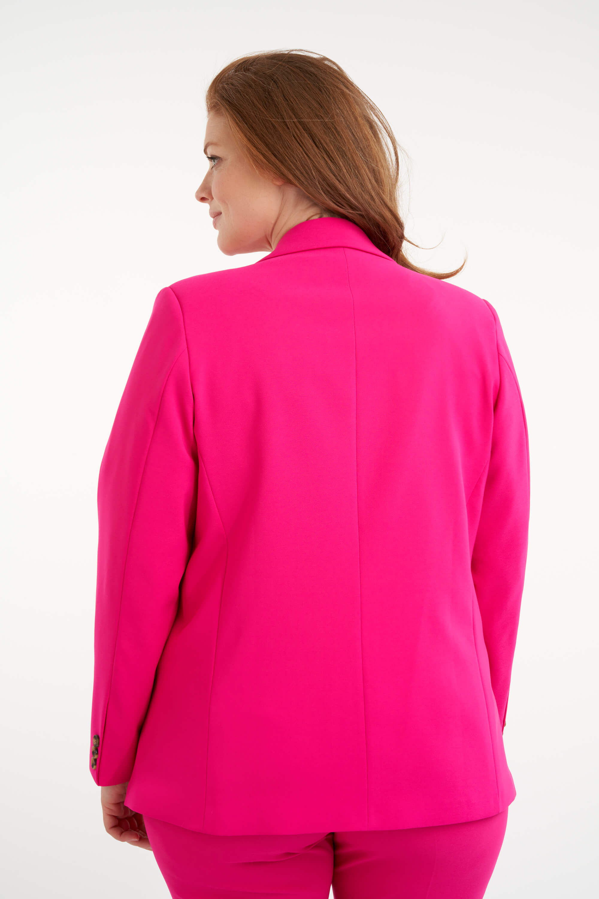 Blazer image number 3