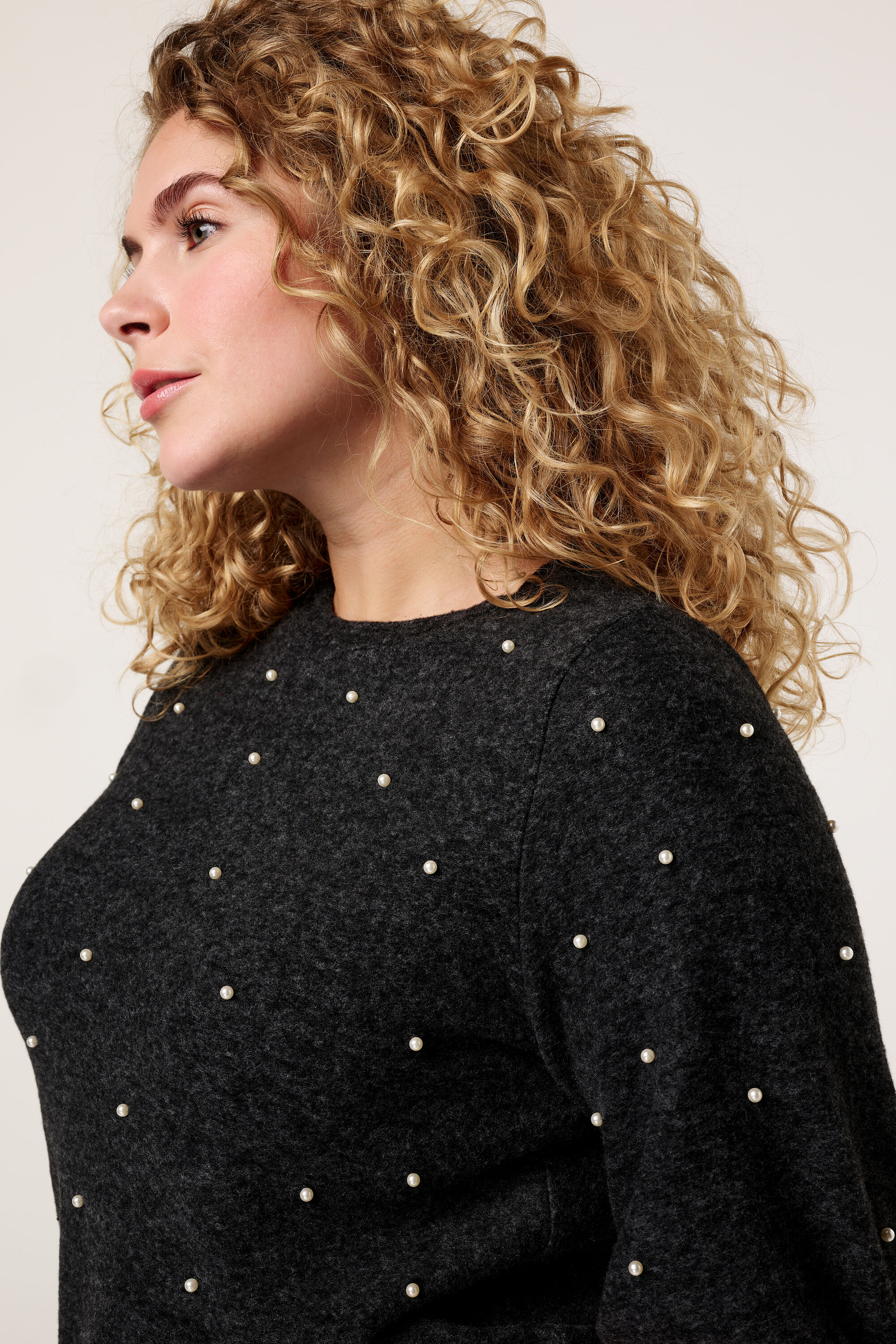 Top met parels image number 4