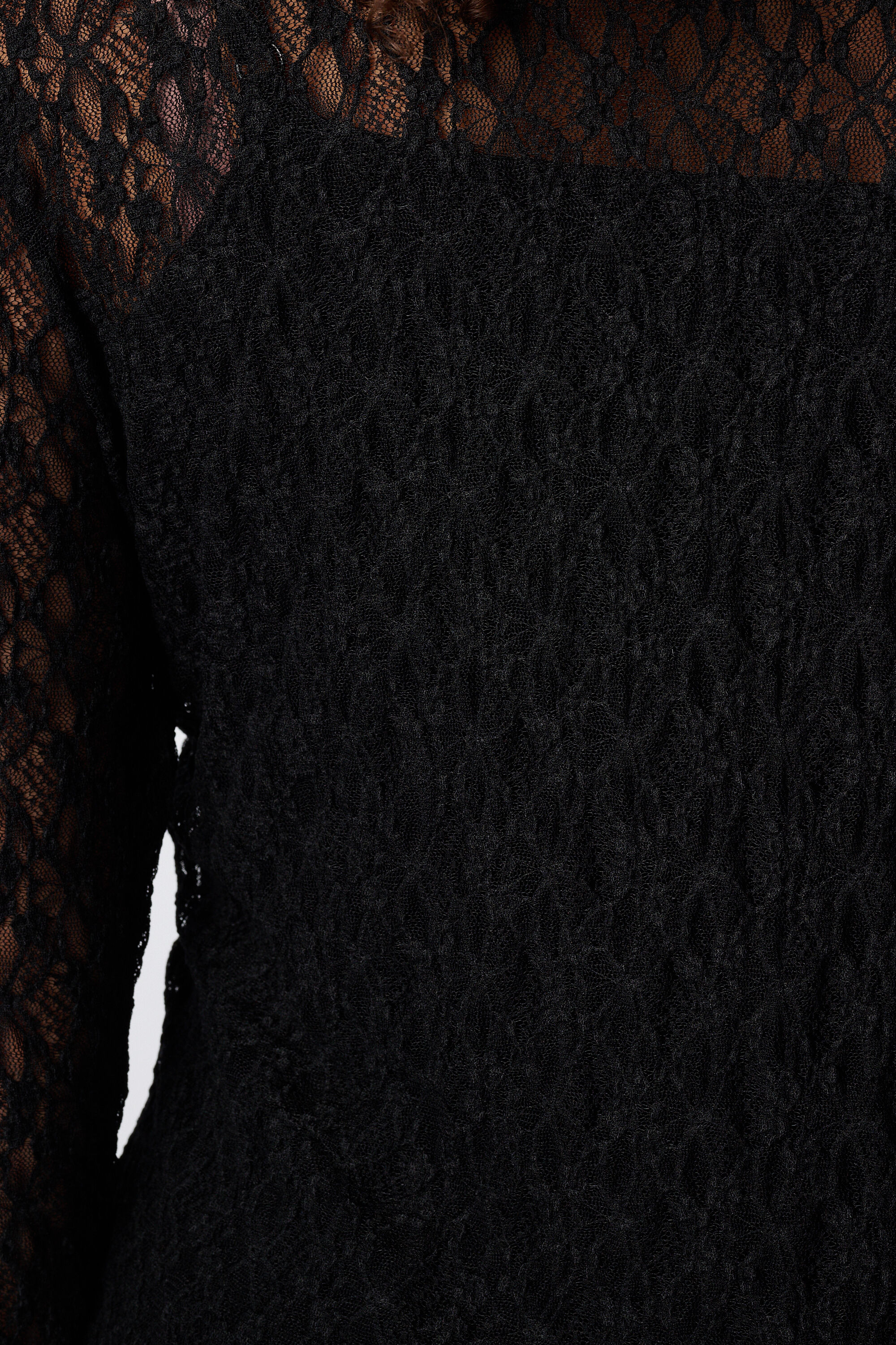 Top en dentelle image number 6