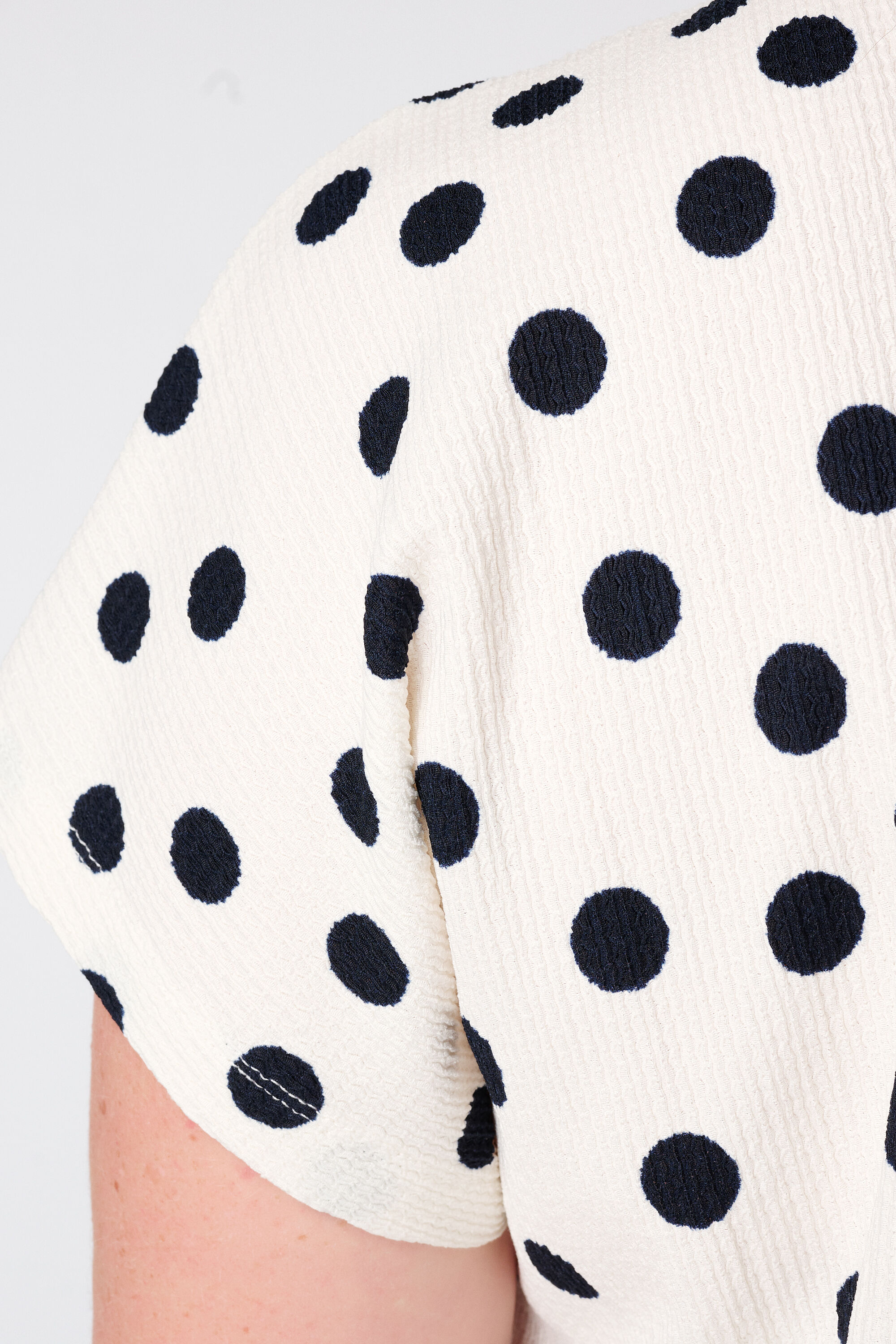 Top met polka dot image number 6