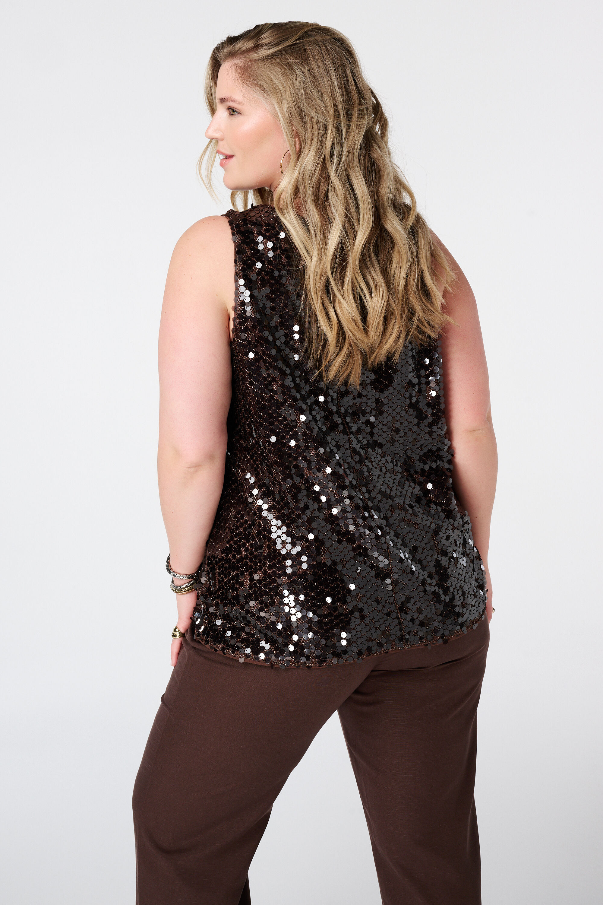 Top &agrave; paillettes sans manches image number 3