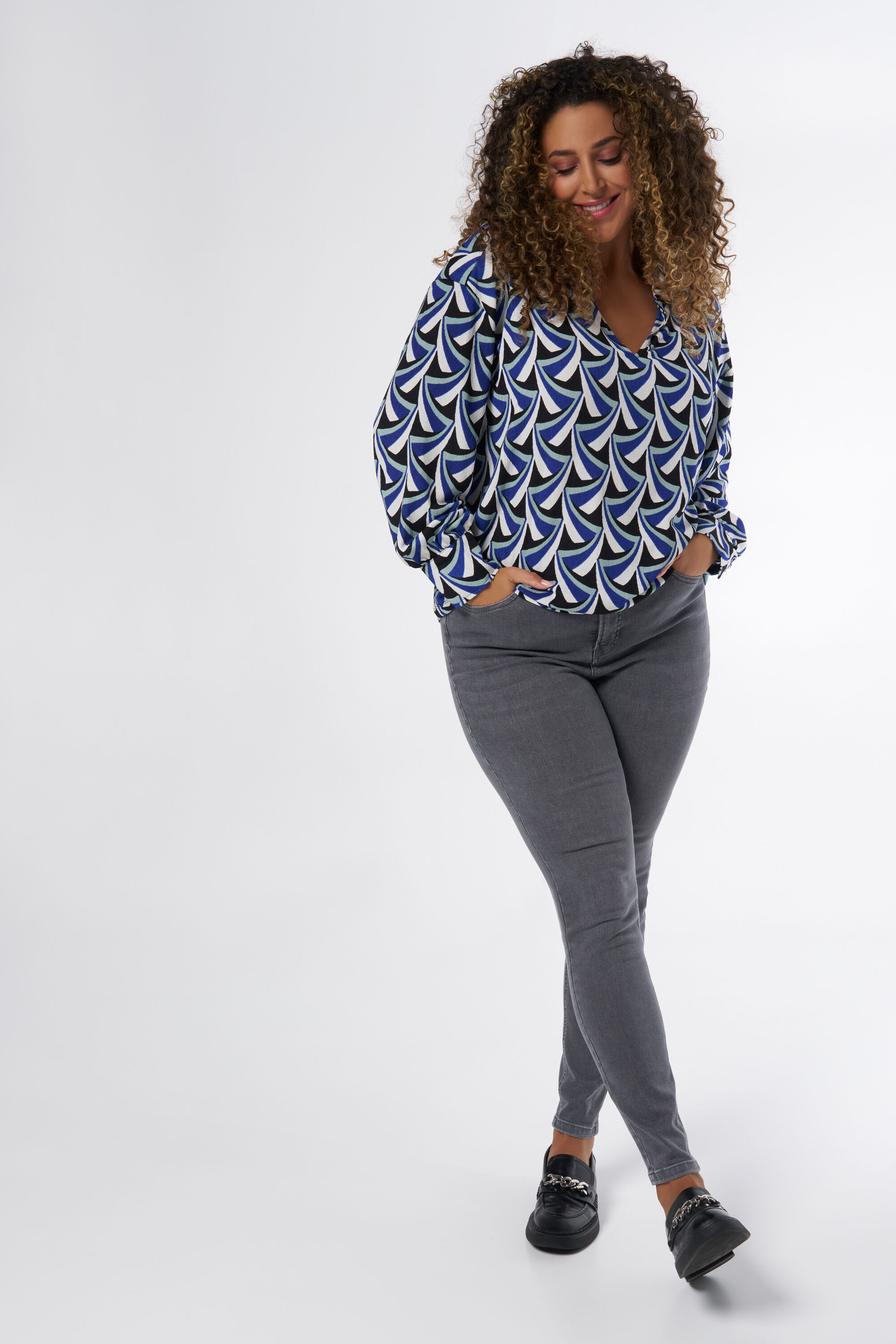 Top en tissu froiss&eacute; avec imprim&eacute; image number 5