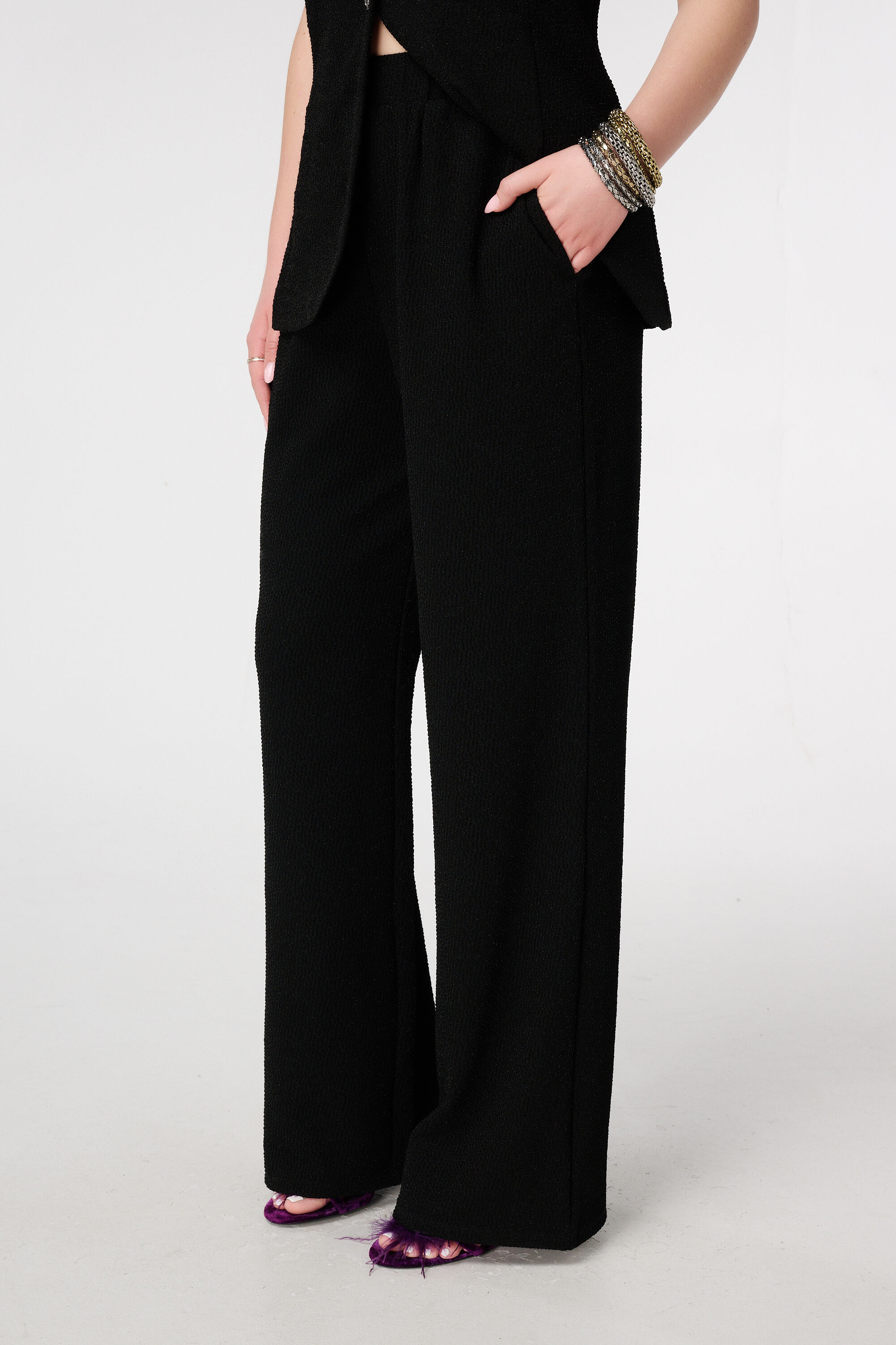 Pantalon avec lurex et taille &eacute;lastique image number 5