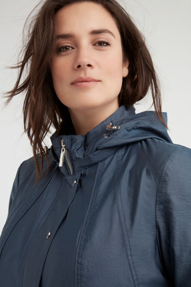 Manteau brillant image number 3