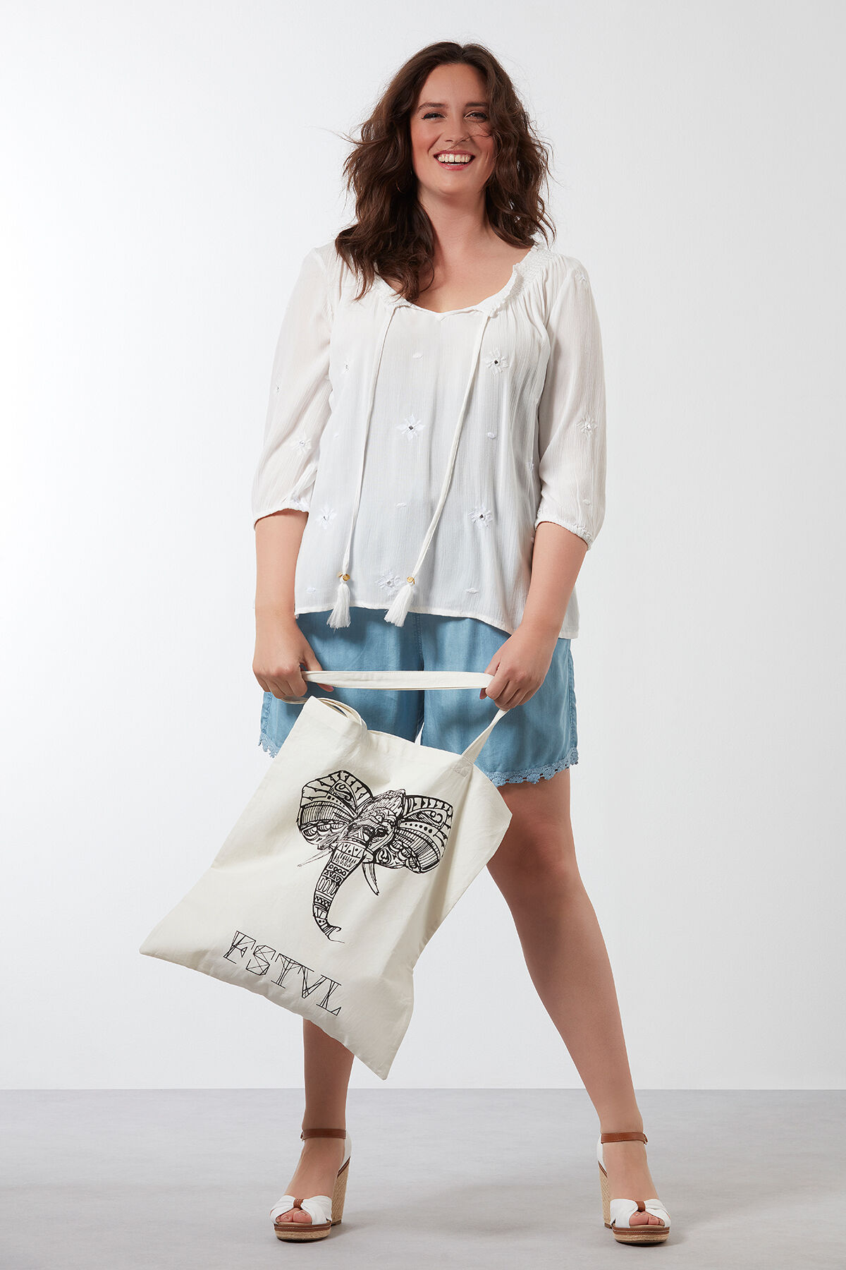 Blouse met gesmokte halslijn image number 3