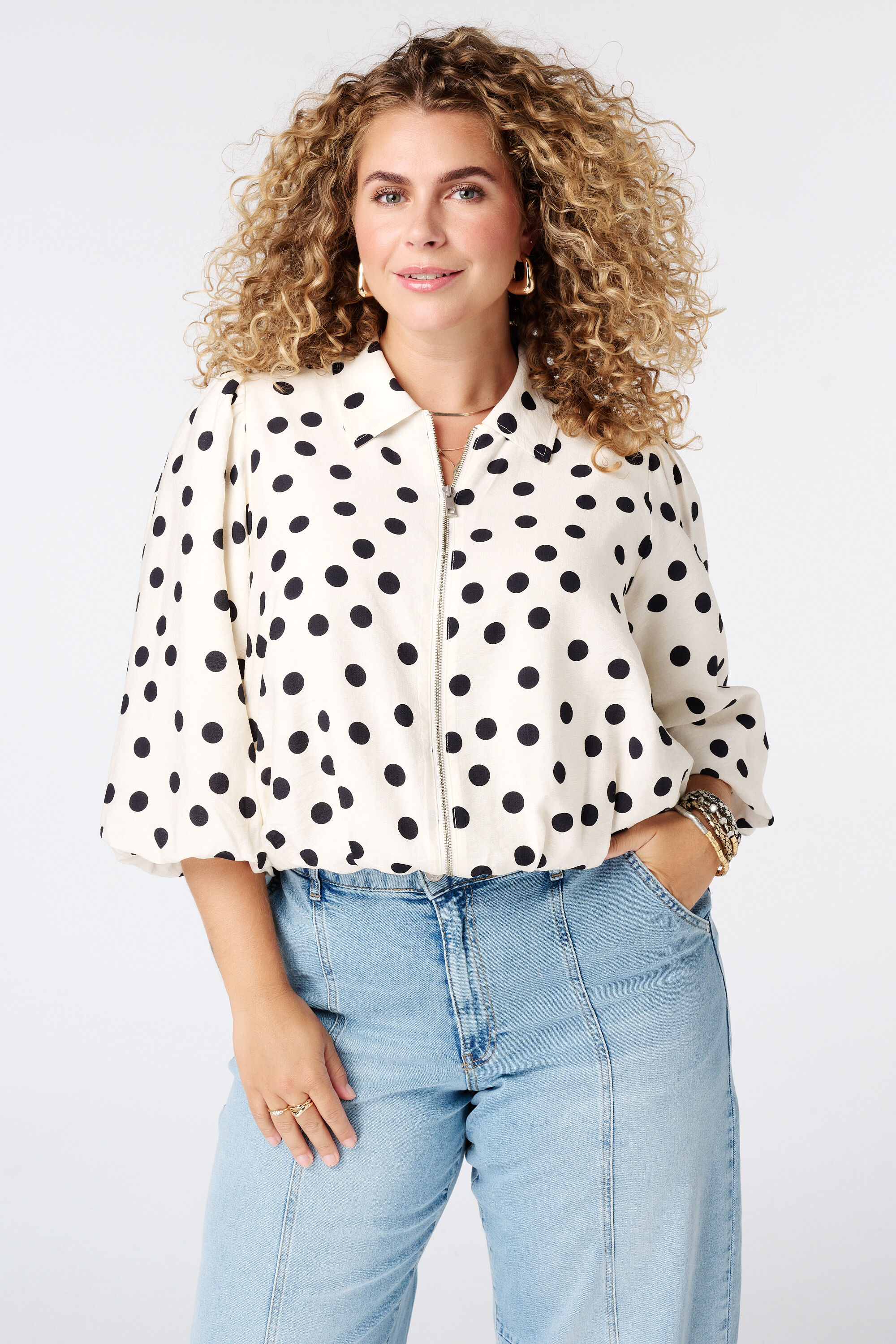 Polka dot jasje met korte pofmouwen