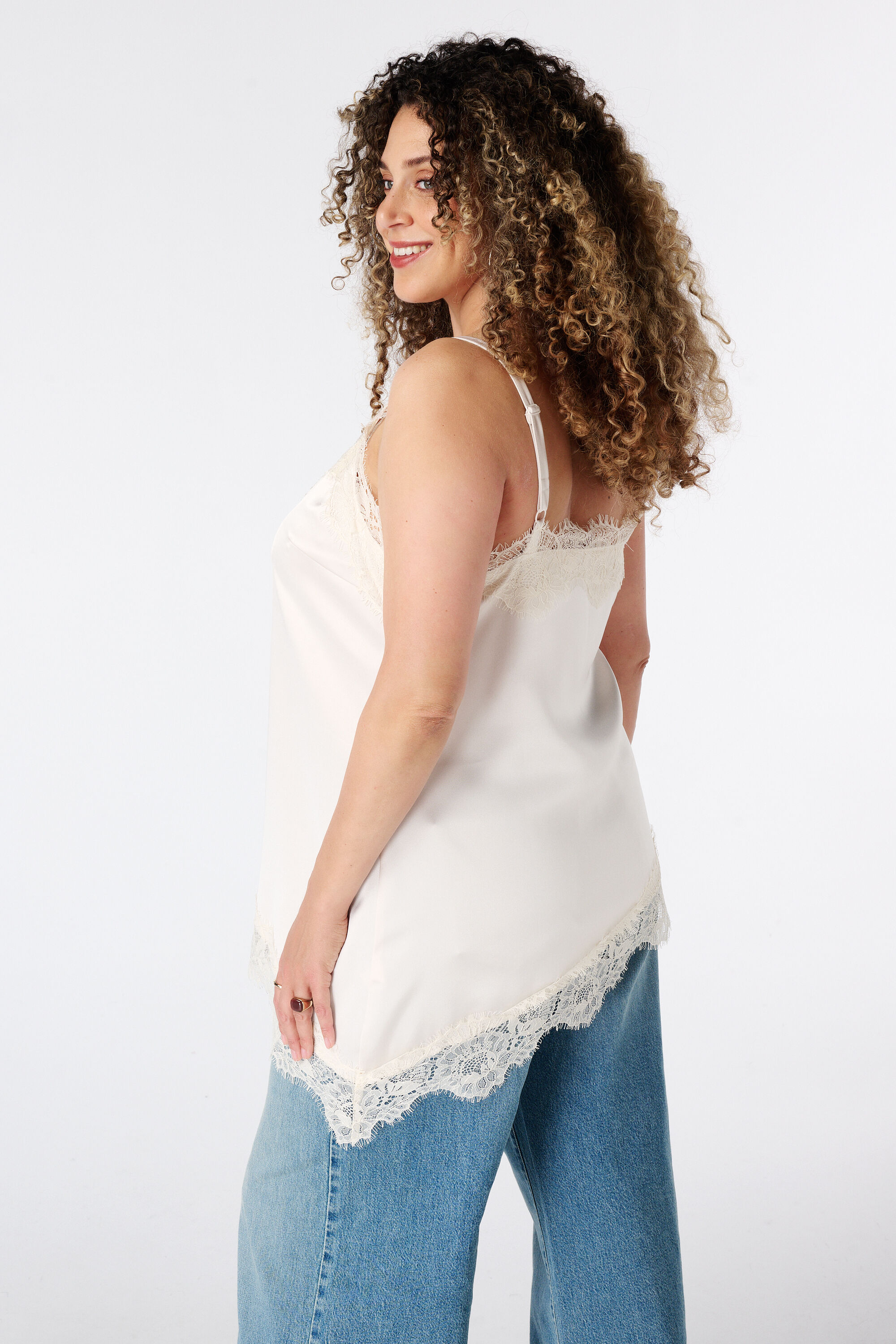 A-symmetrische blouse met kant image number 3