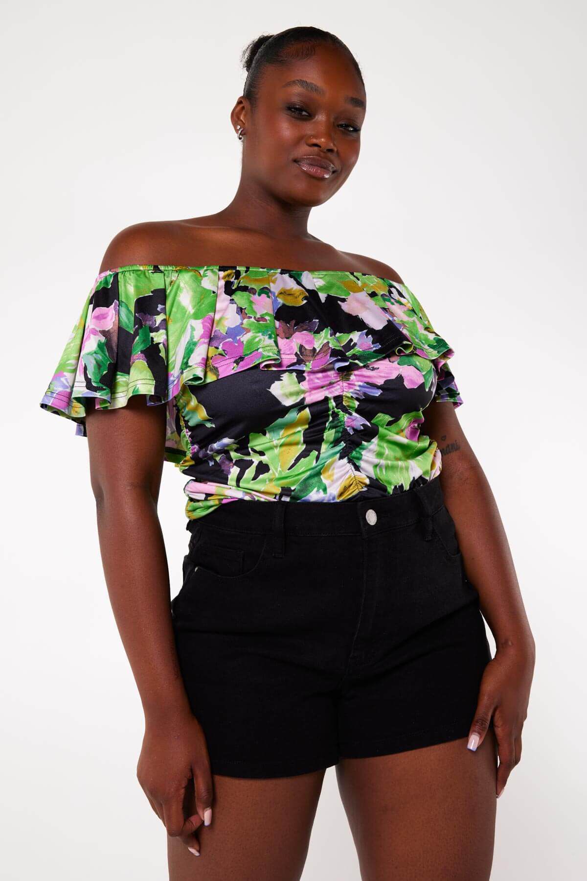 Crop top met bloemenprint image number 6