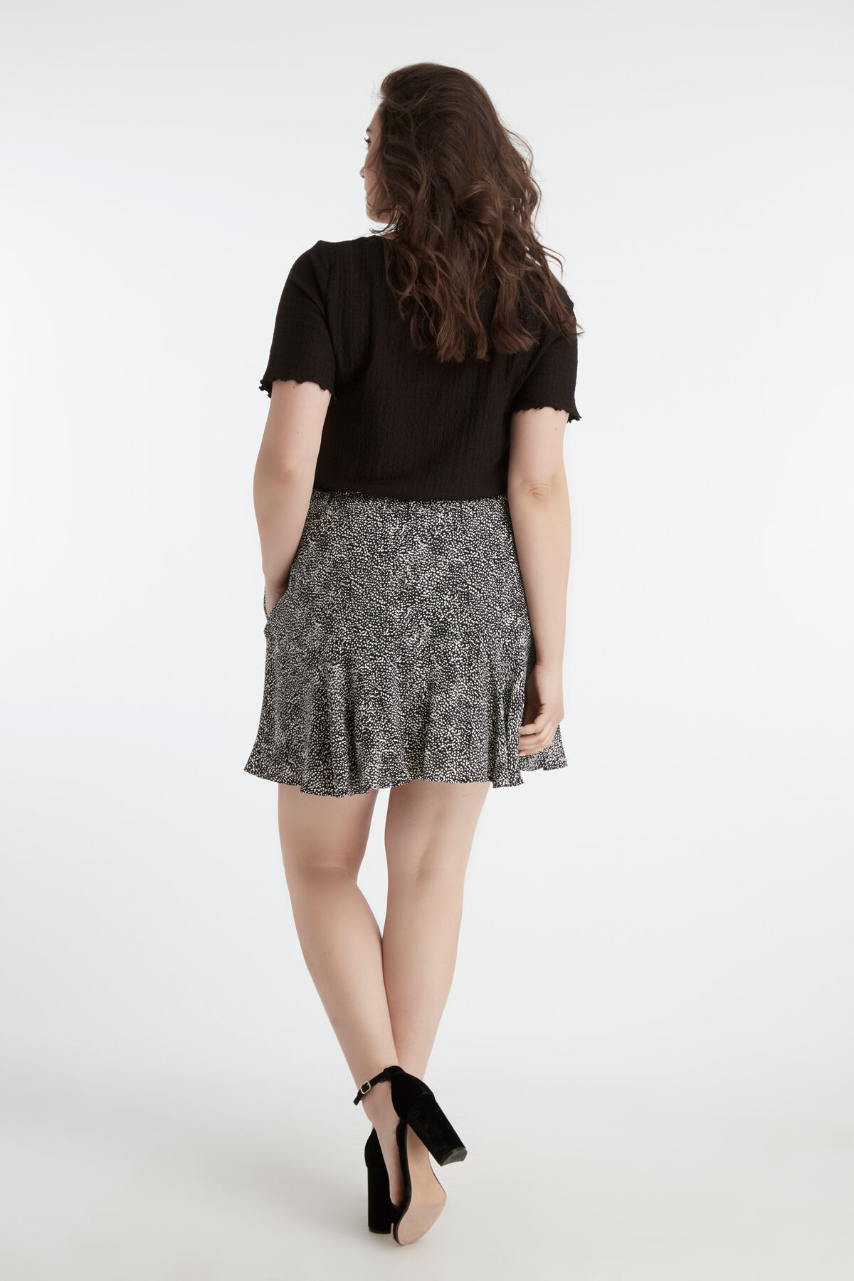 Jupe-short &agrave; ceinture nou&eacute;e image number 4