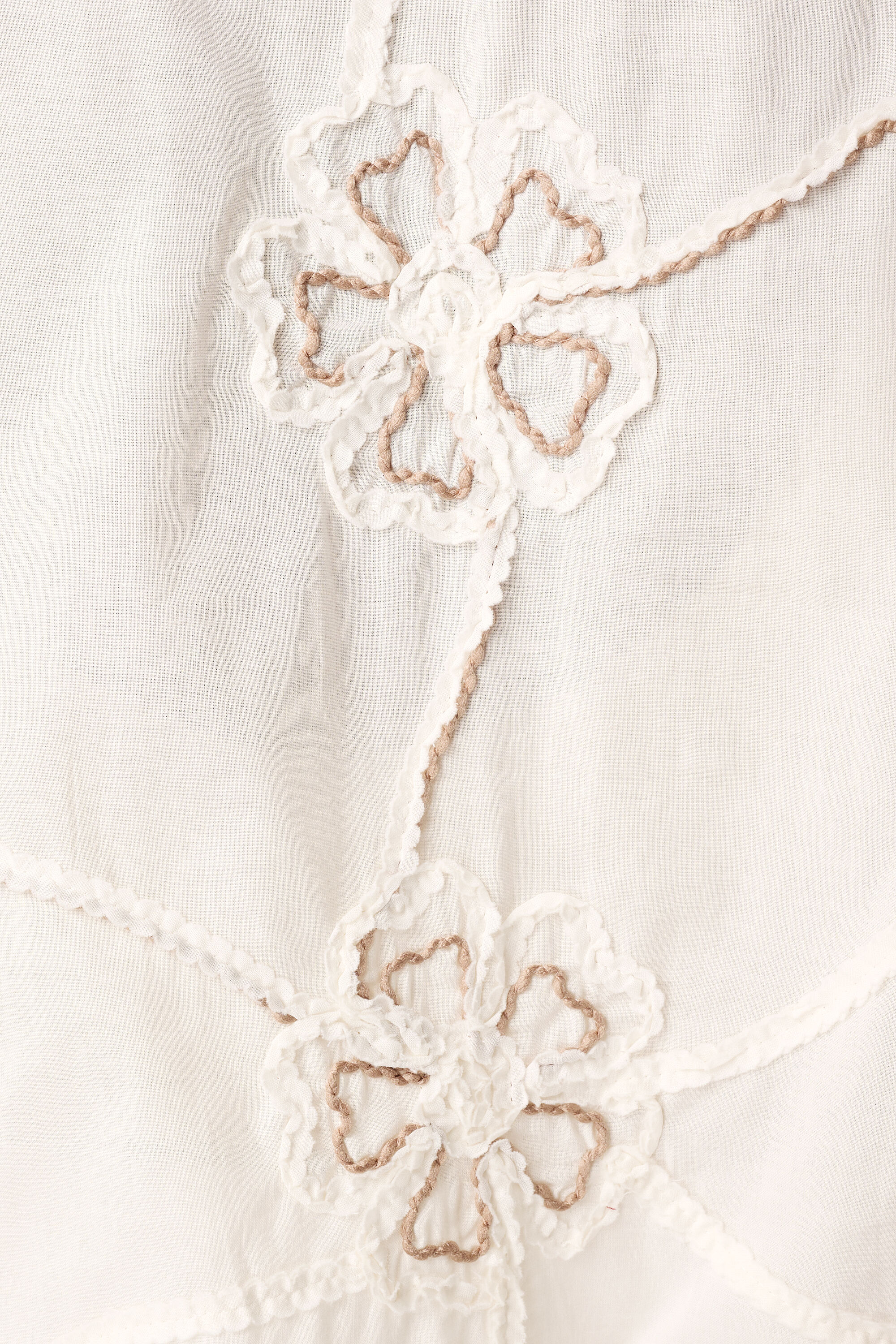 Blouse met geborduurde bloemen image number 6