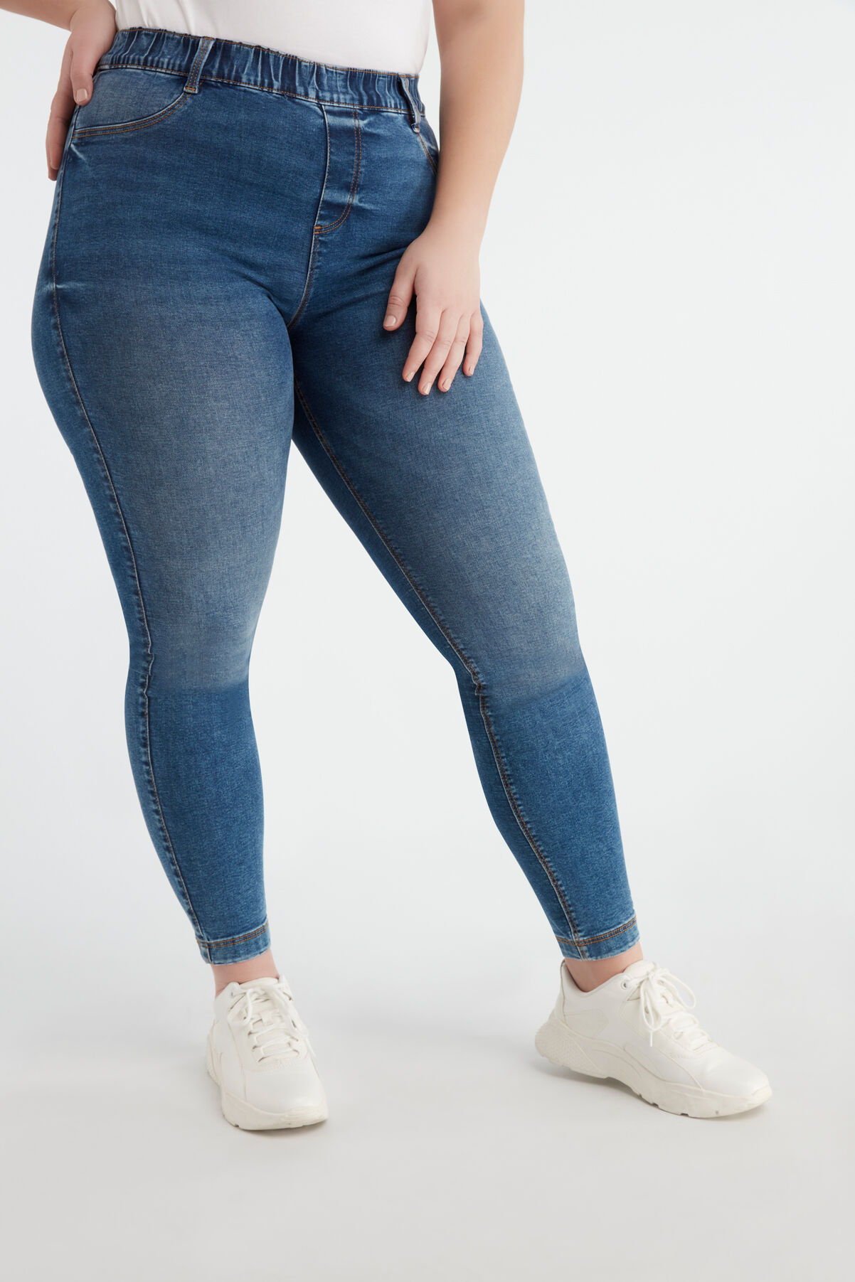 Slim fit tregging POPPY image number 4