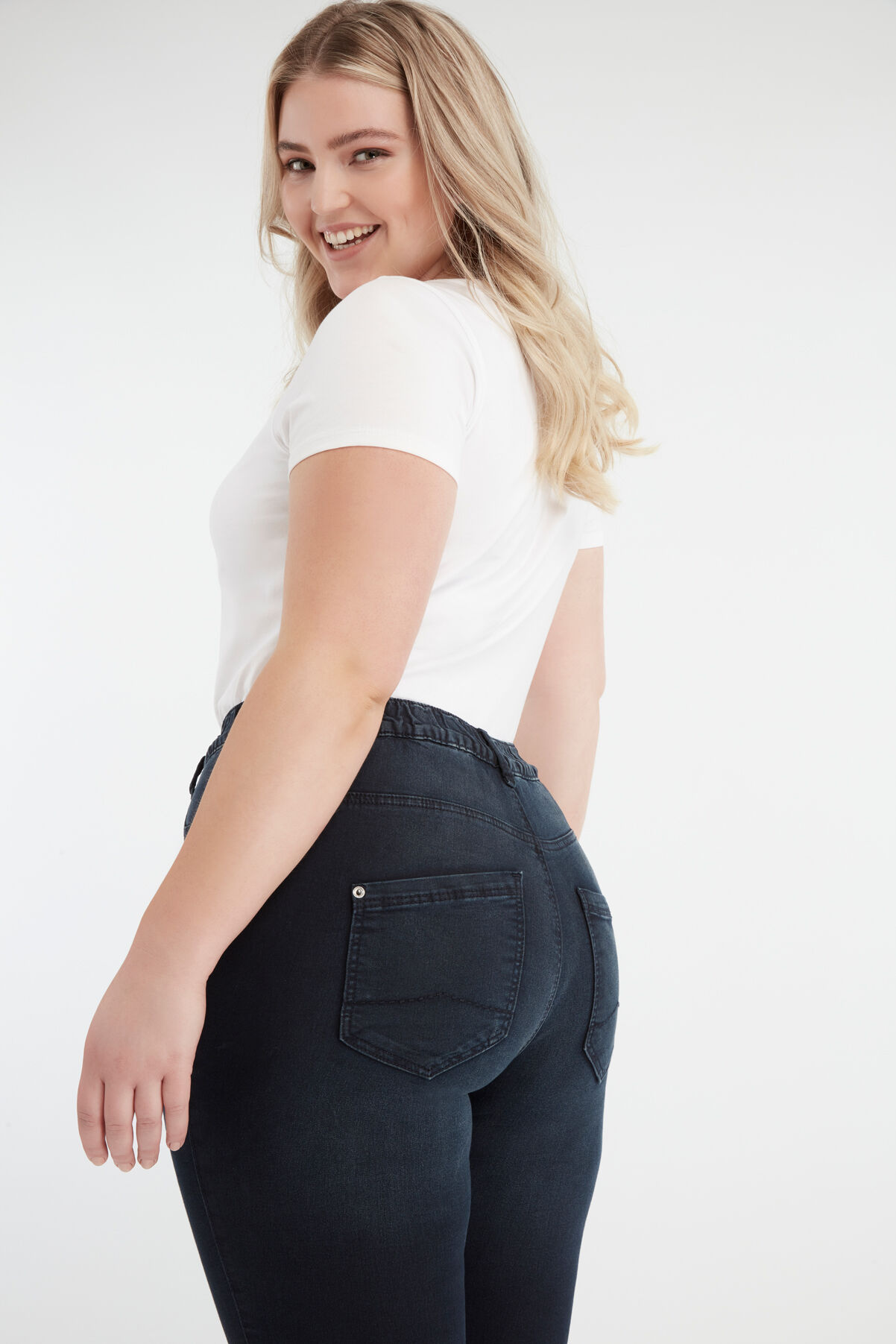 Slim fit tregging POPPY image number 4