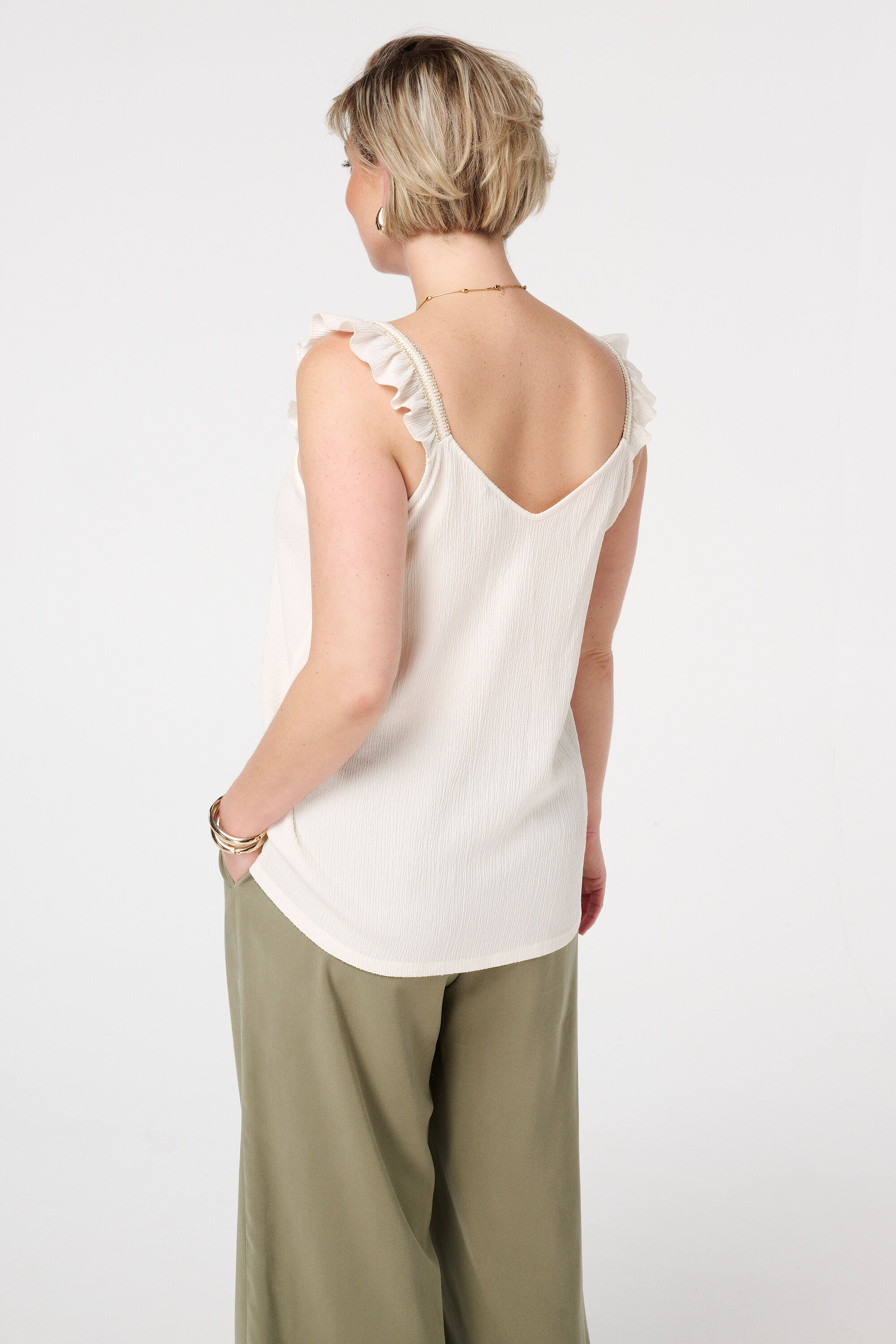 Top met ruffle details image number 3