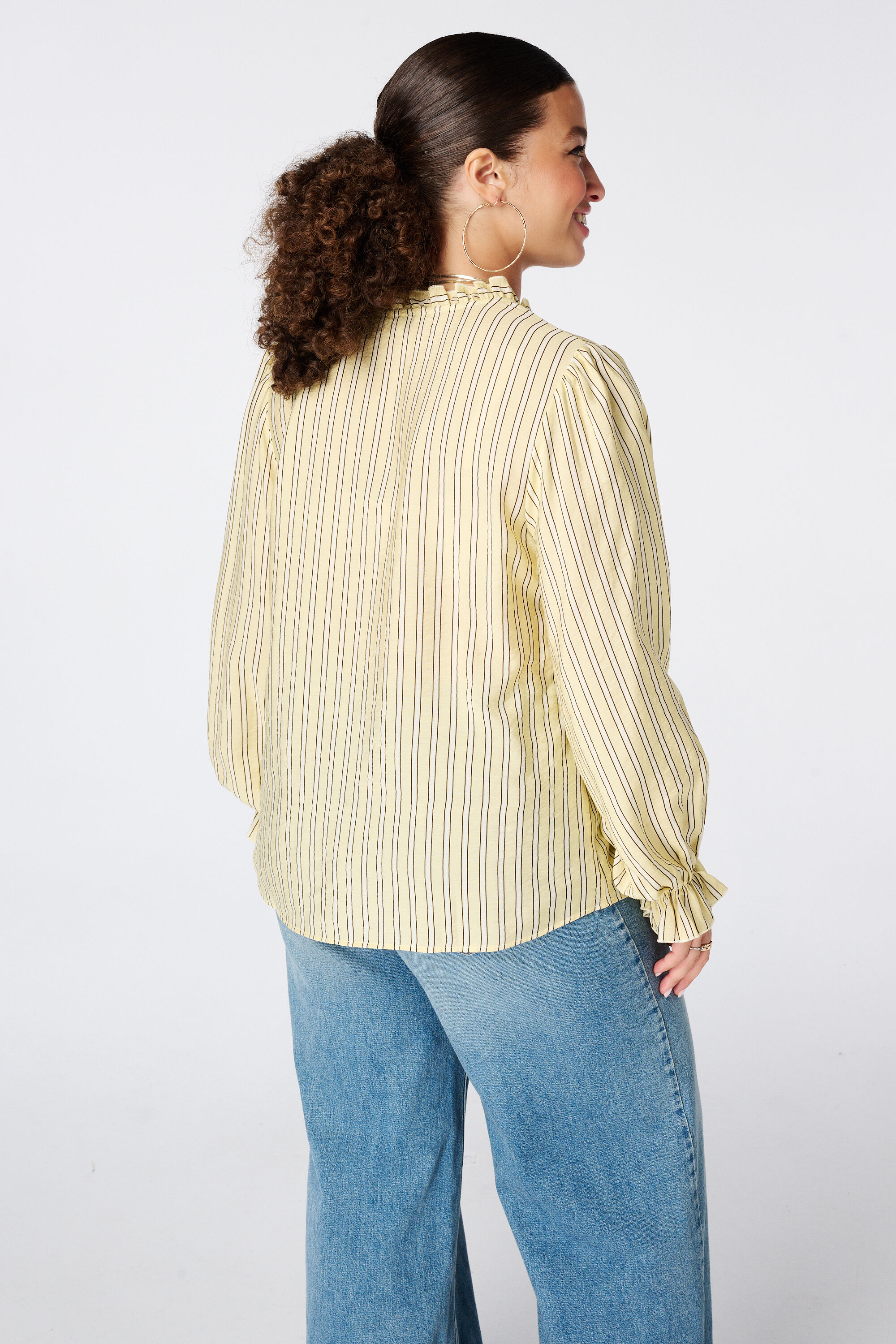 Gestreepte blouse met volants image number 3