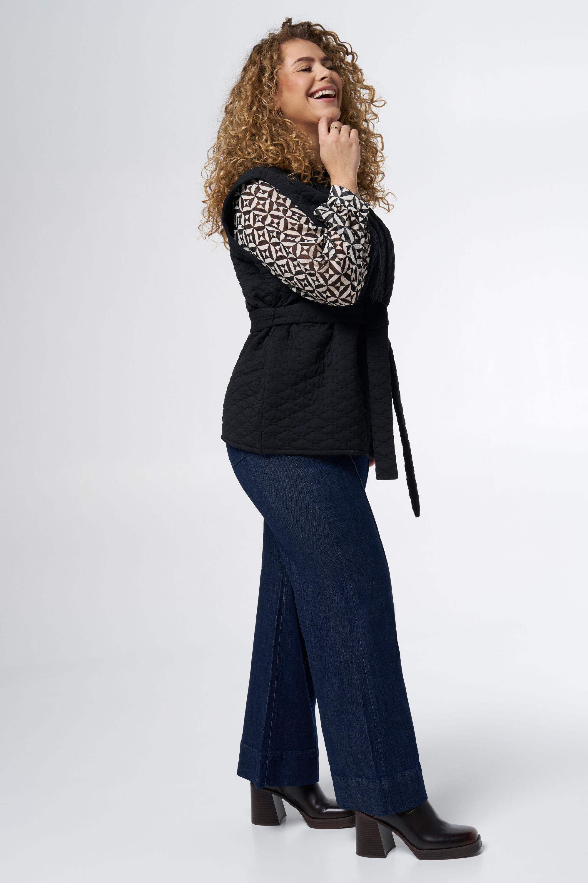 Gilet ample avec ceinture image number 5