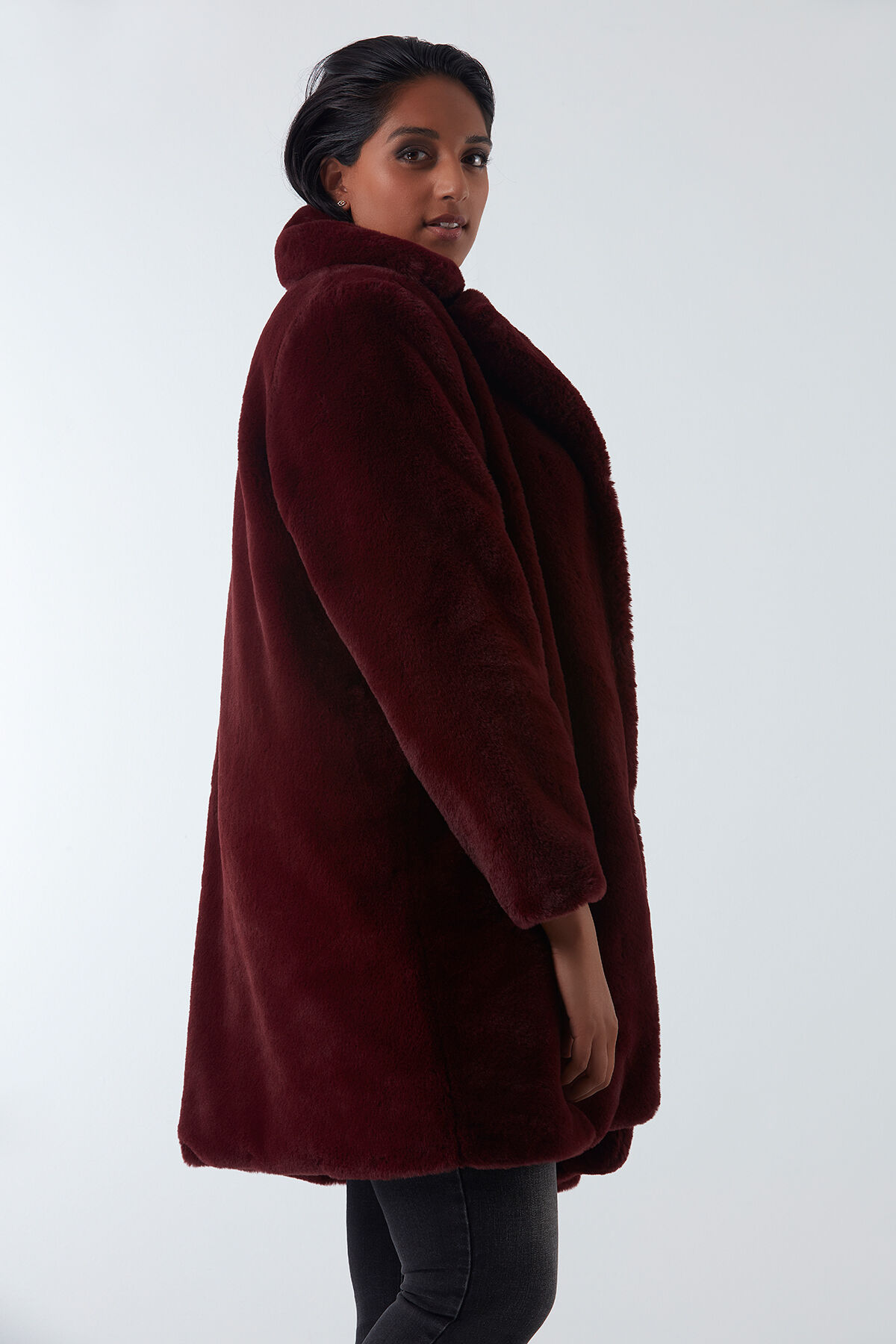 Manteau en fausse fourrure image number 4