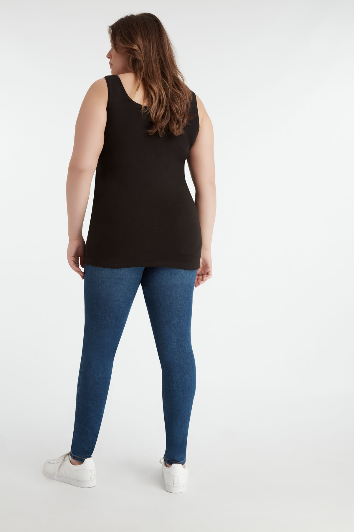 D&eacute;bardeur en coton image number 4