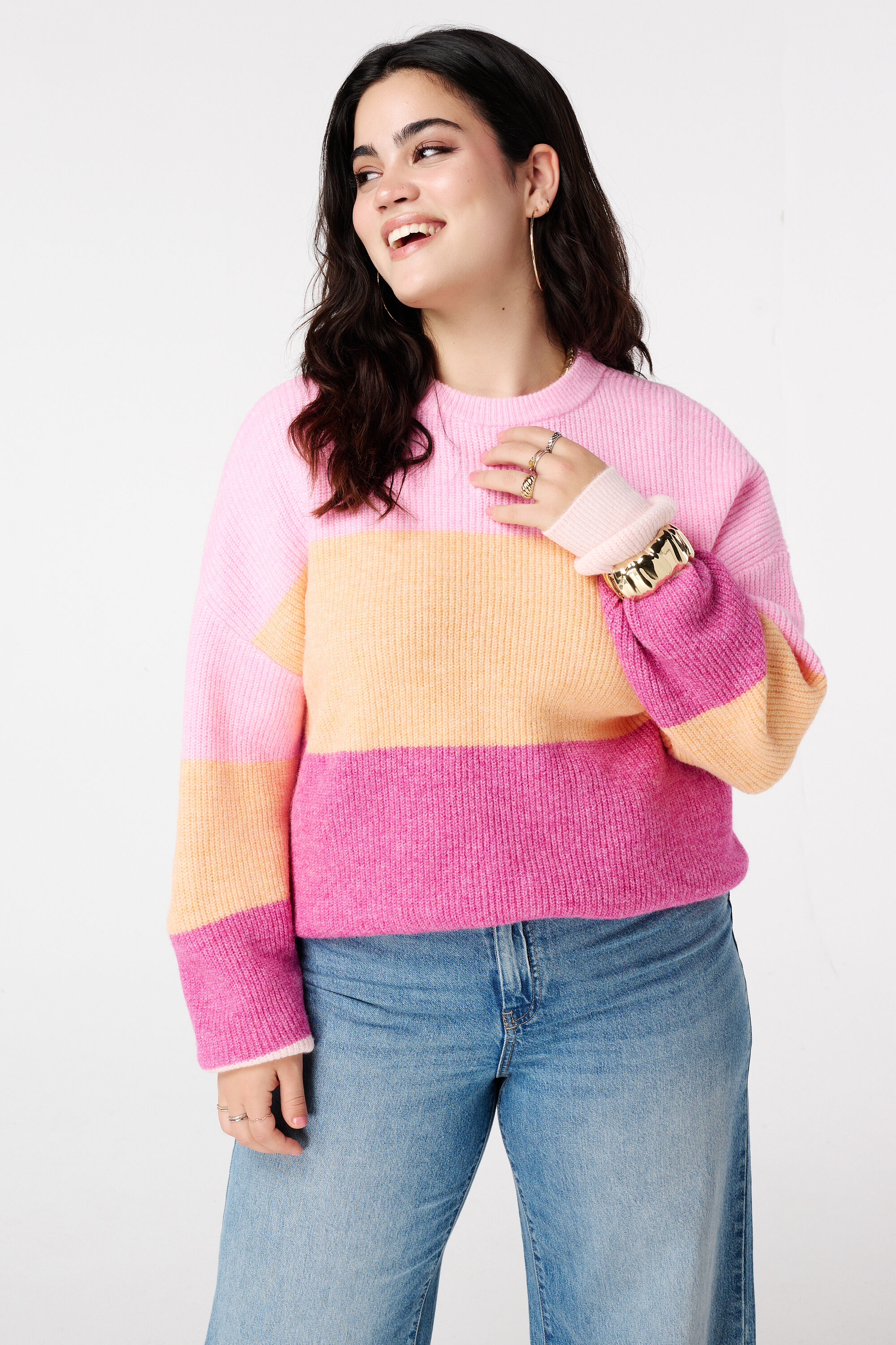 Gebreide trui met uitlopende mouwen