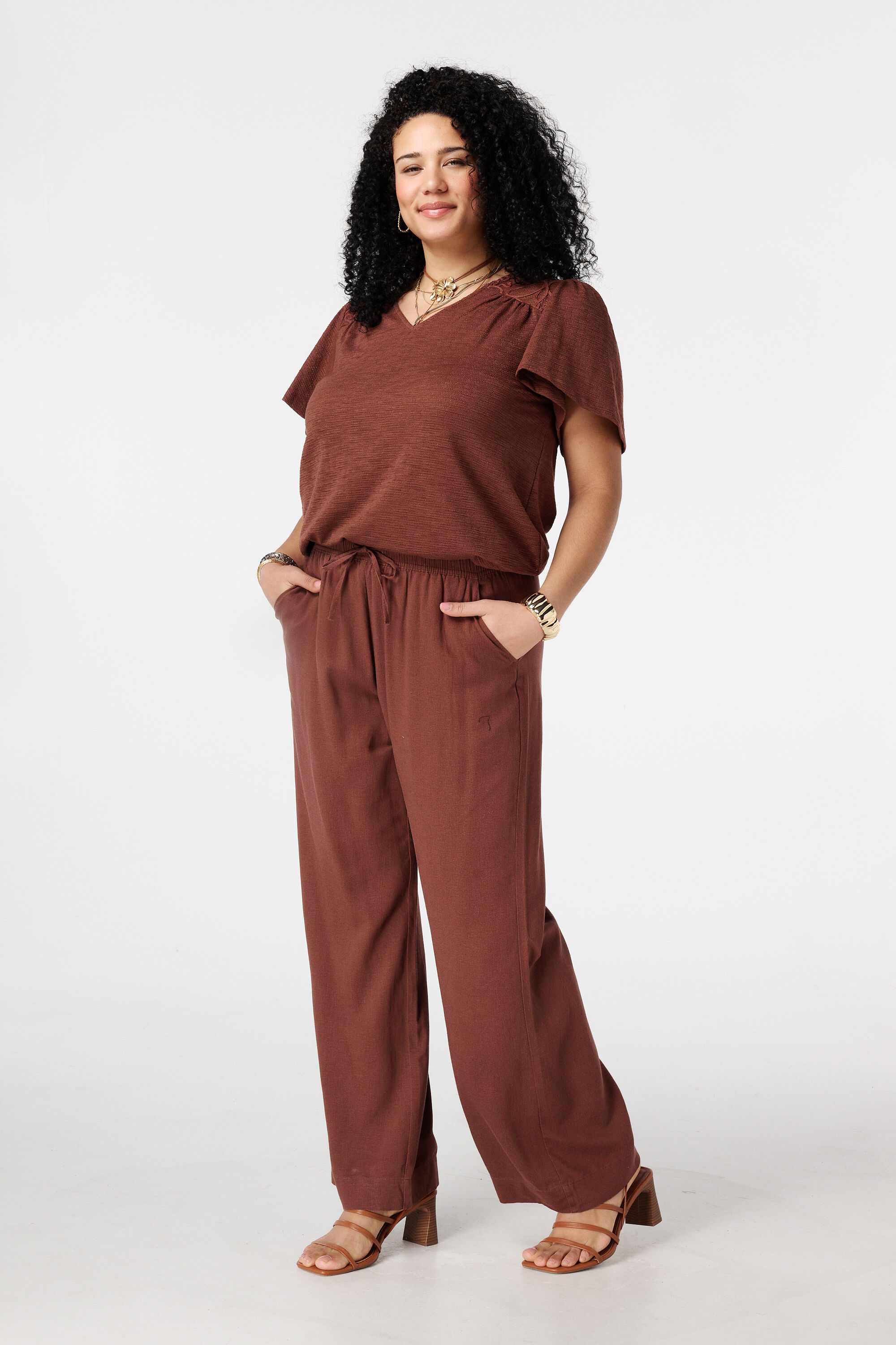 Top avec manches papillon image number 5