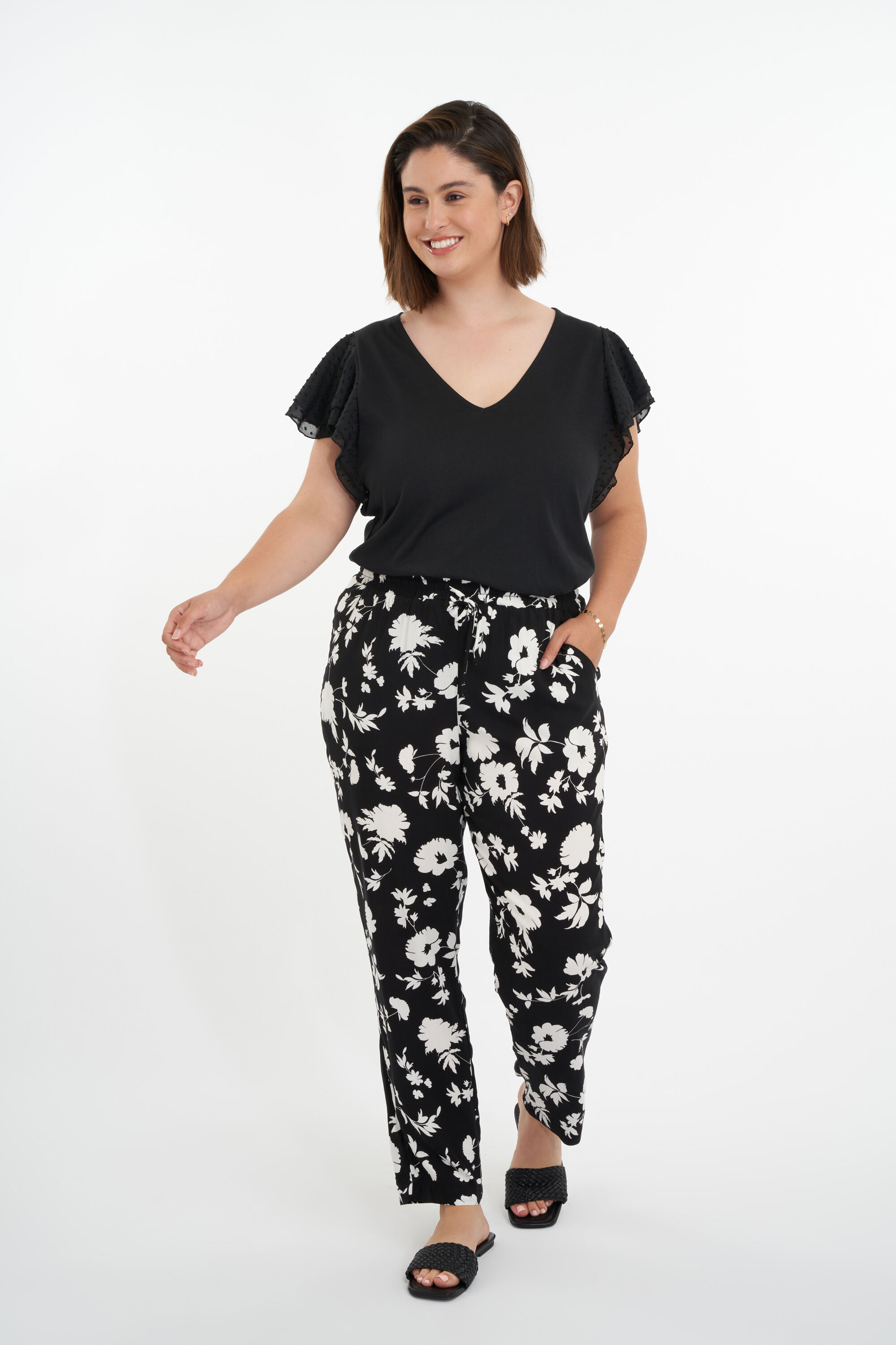 Pantalon ample &agrave; imprim&eacute; image number 6