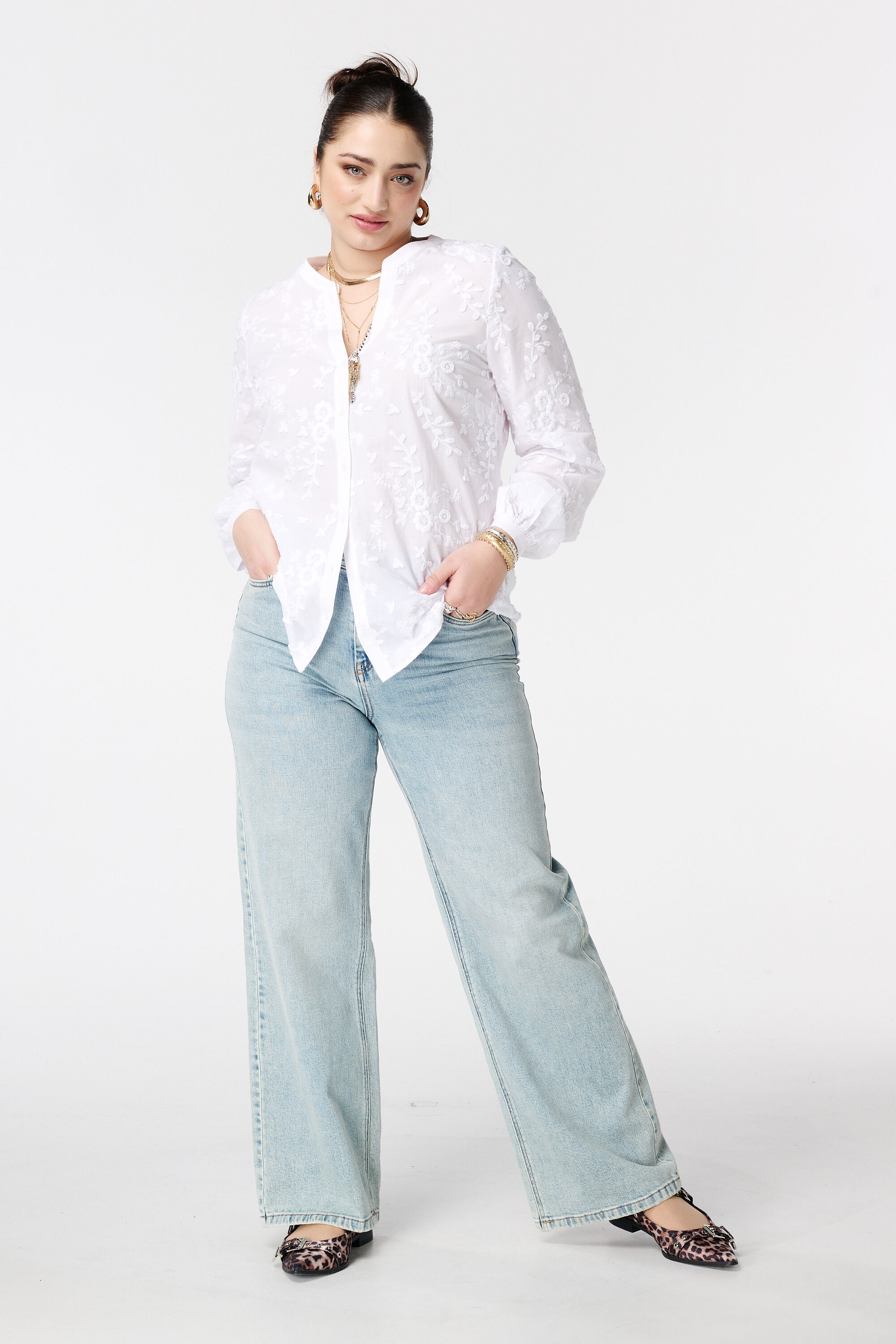 Blouse &agrave; imprim&eacute; fleuri 3D image number 5