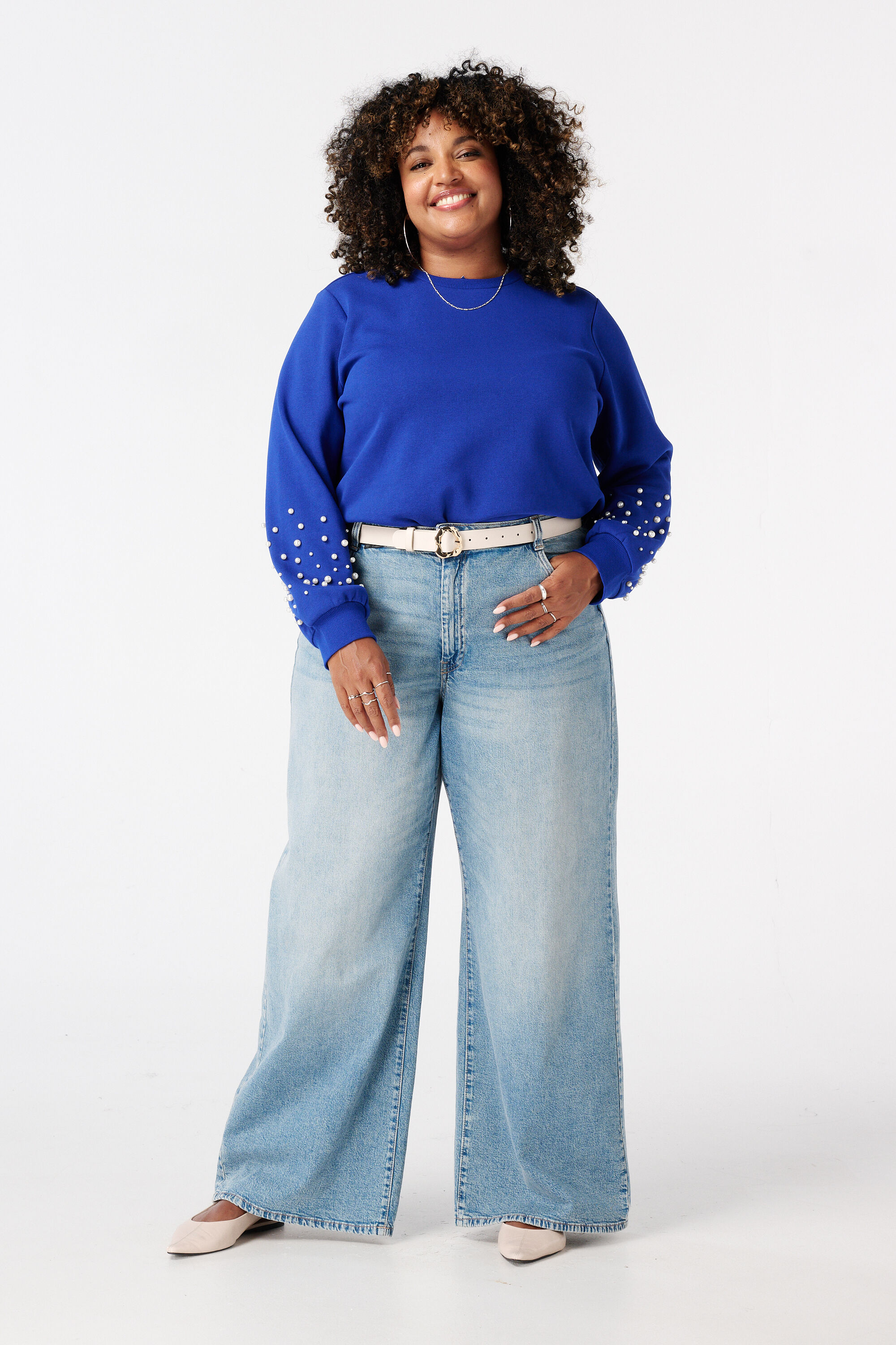 Pull avec d&eacute;tail perle image number 5