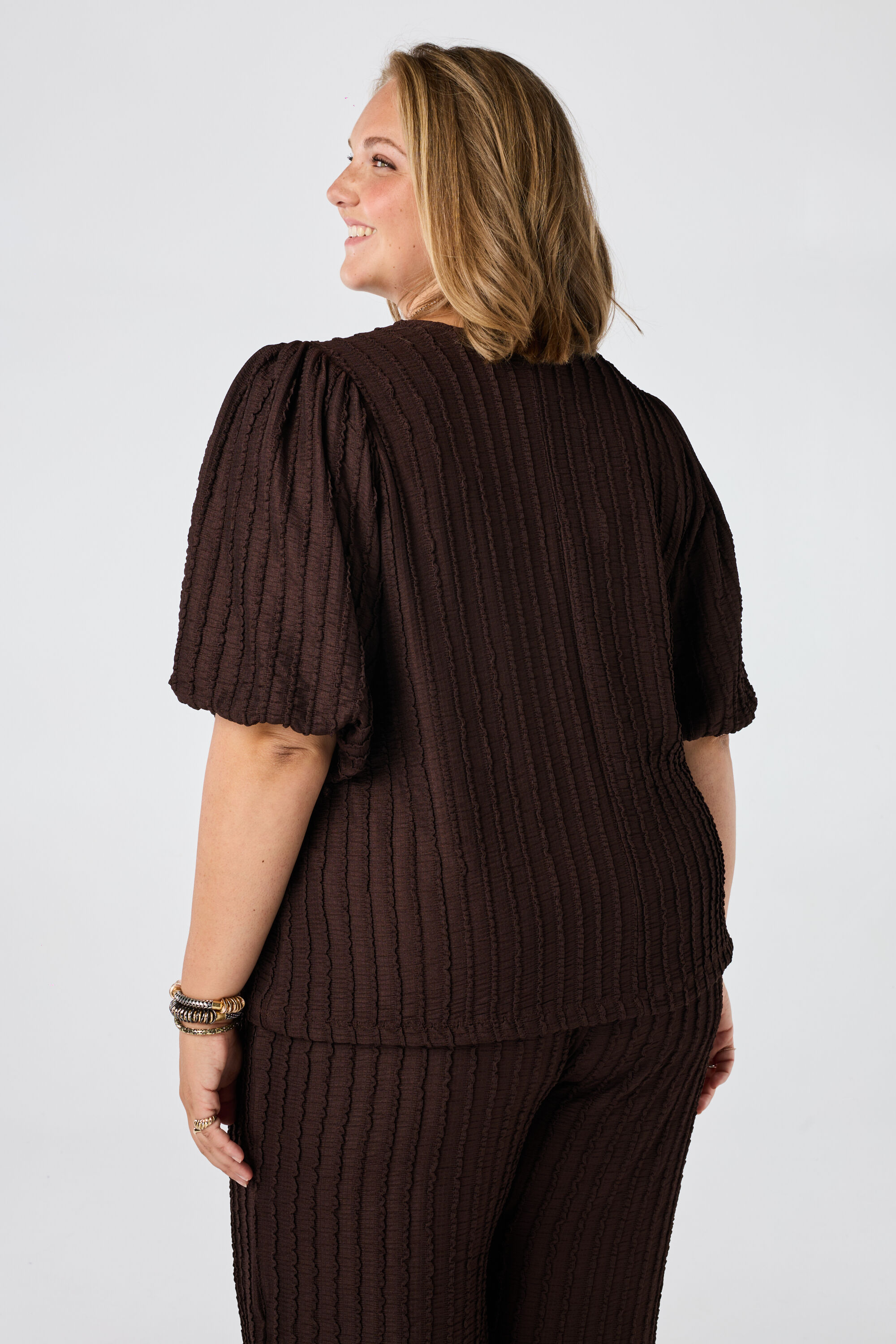 Crinkle top met pofmouwen image number 3