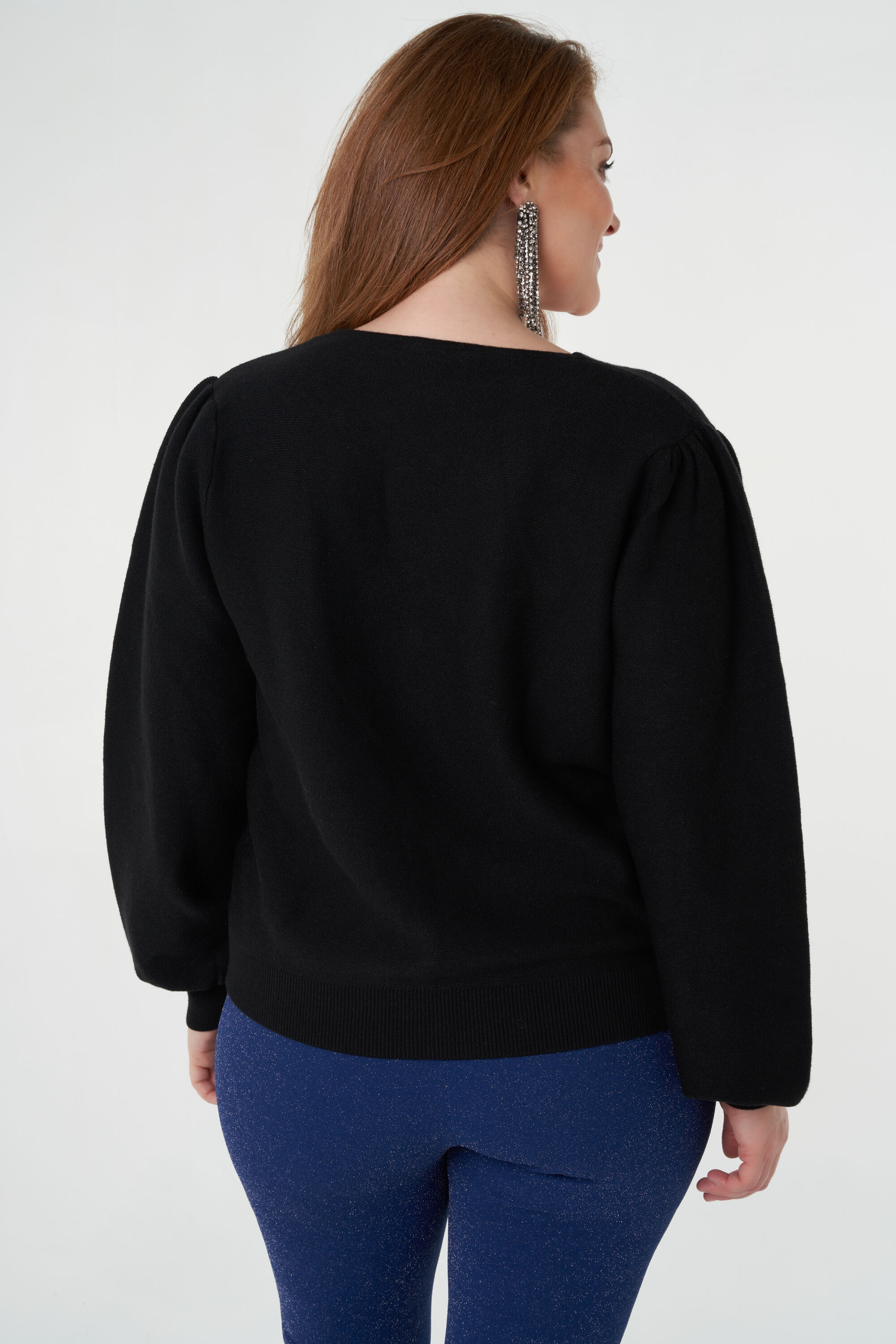 Fijngebreid vest met knopen image number 3