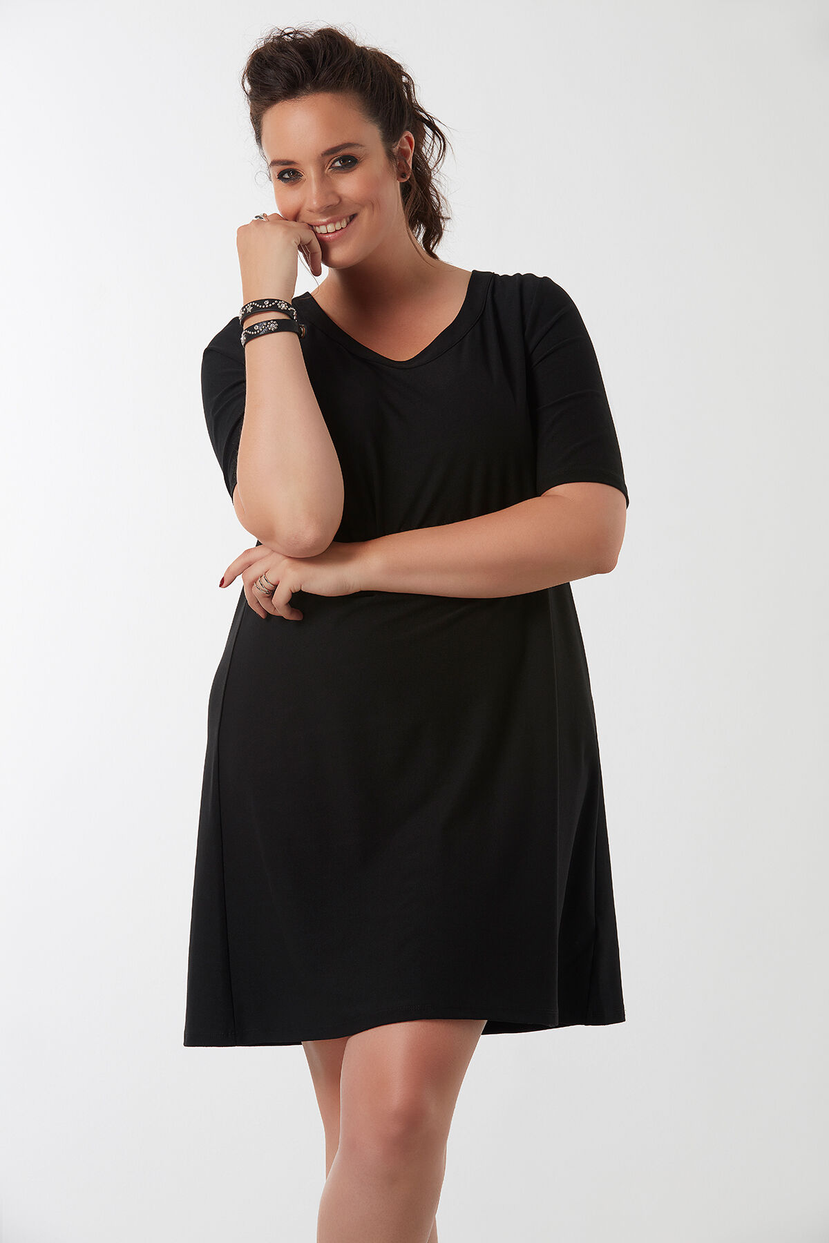 Robe avec anneau m&eacute;tallique image number 3