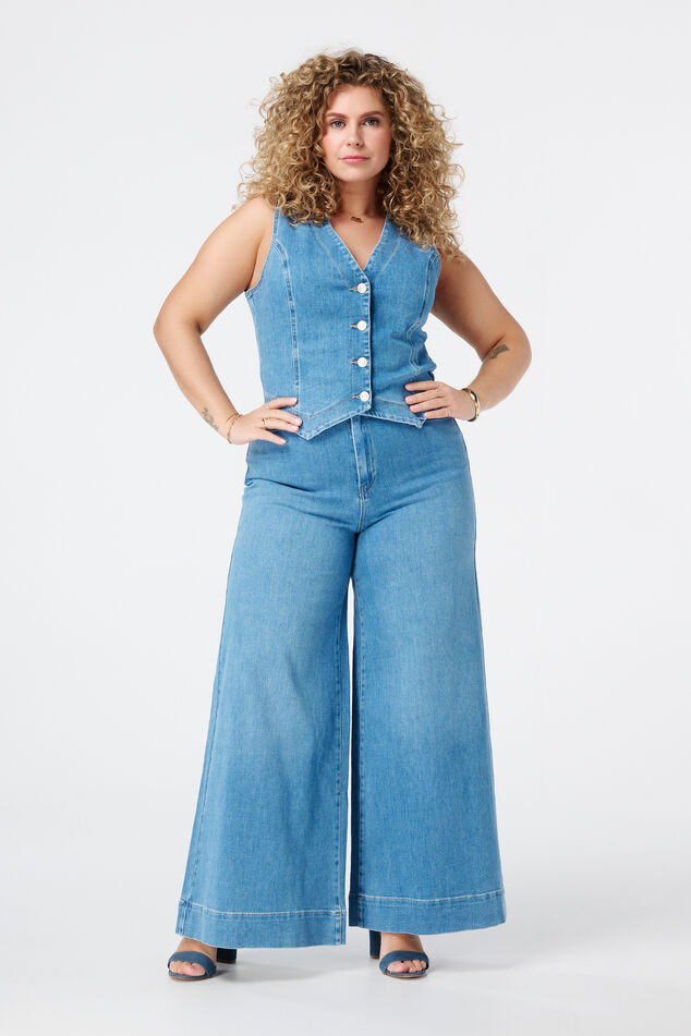 Wide leg jeans image number 0