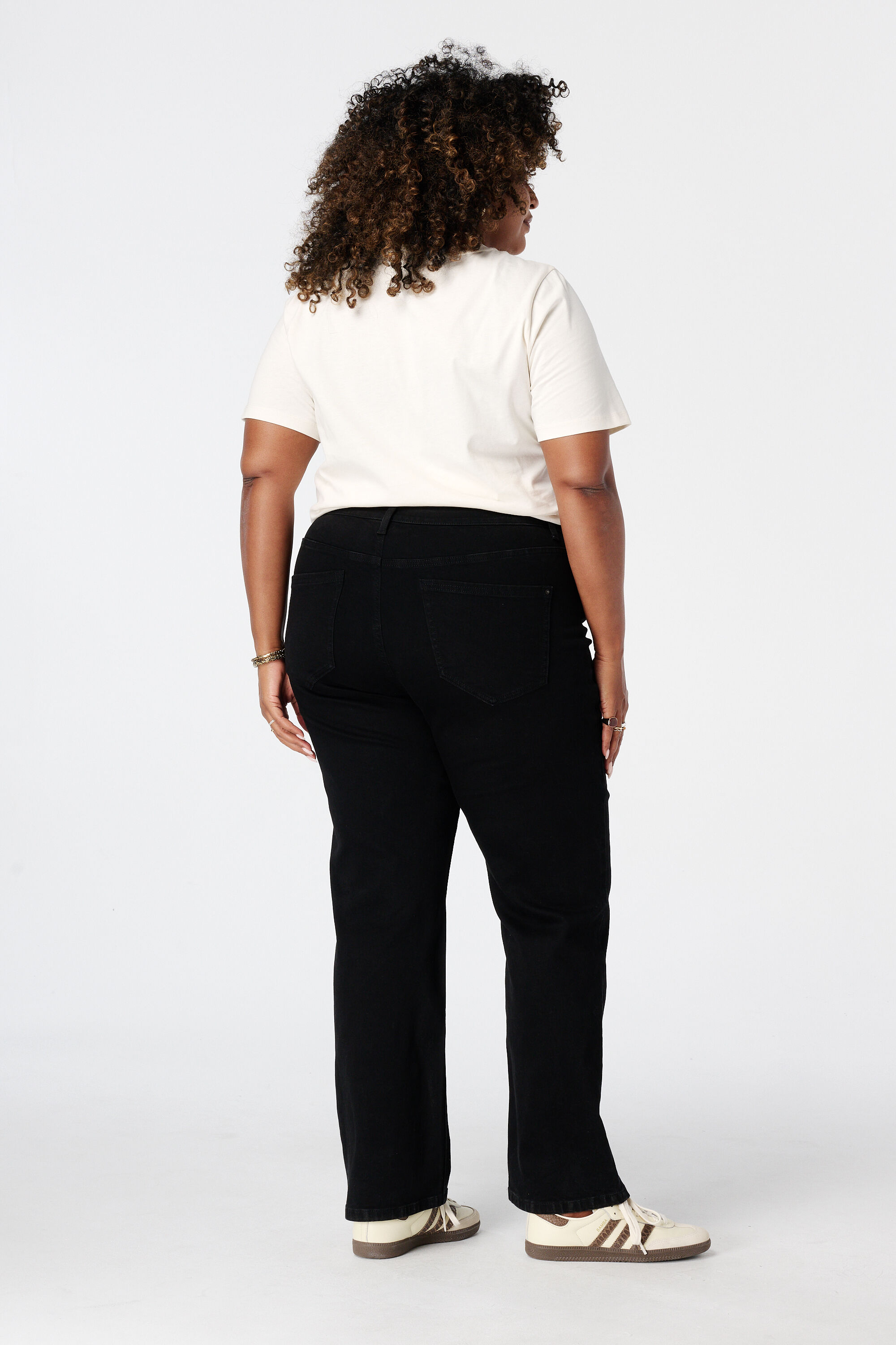 Longueur 32 | Jean straight leg LILY image number 3