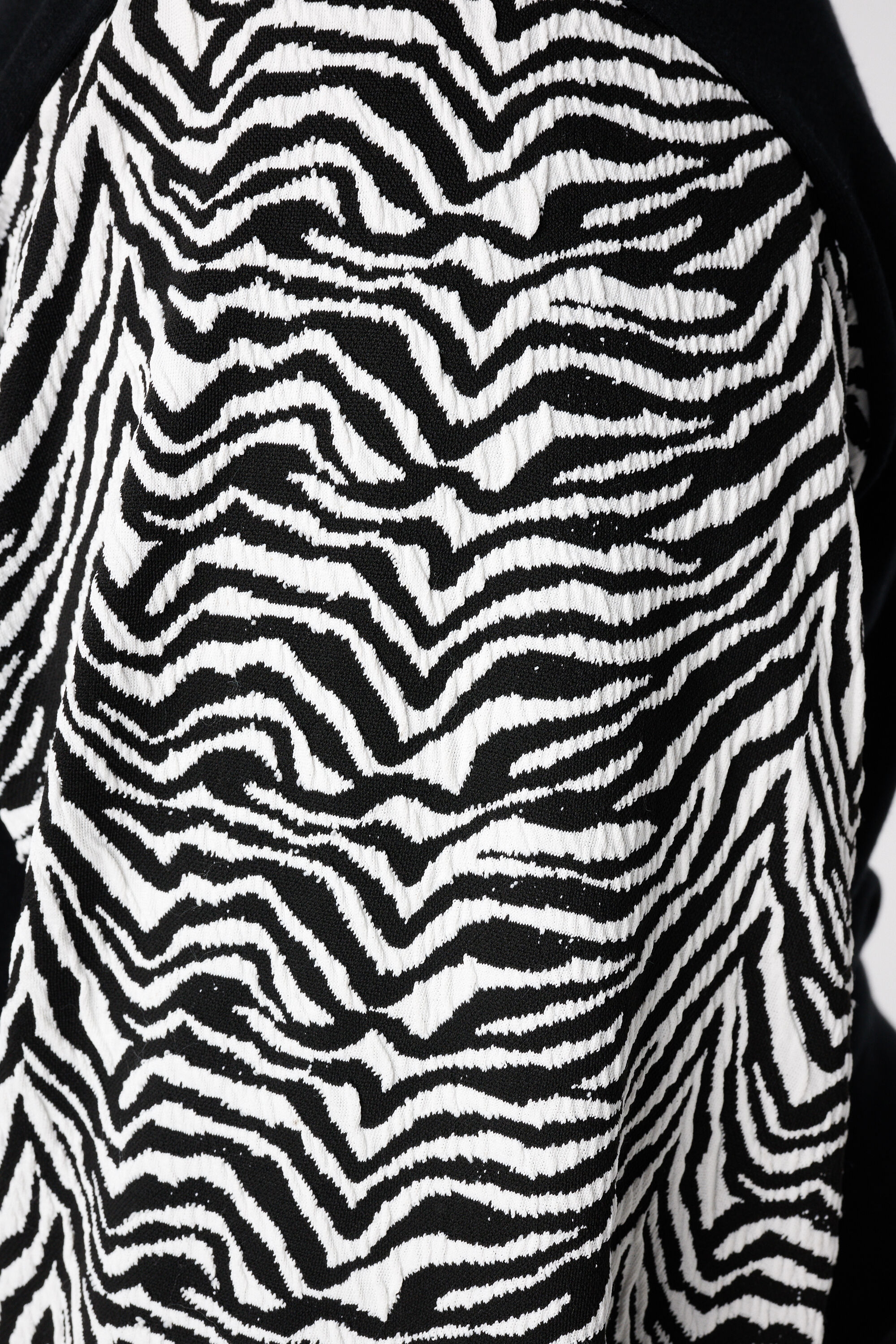 Sweater met ballonmouwen met opdruk image number 6