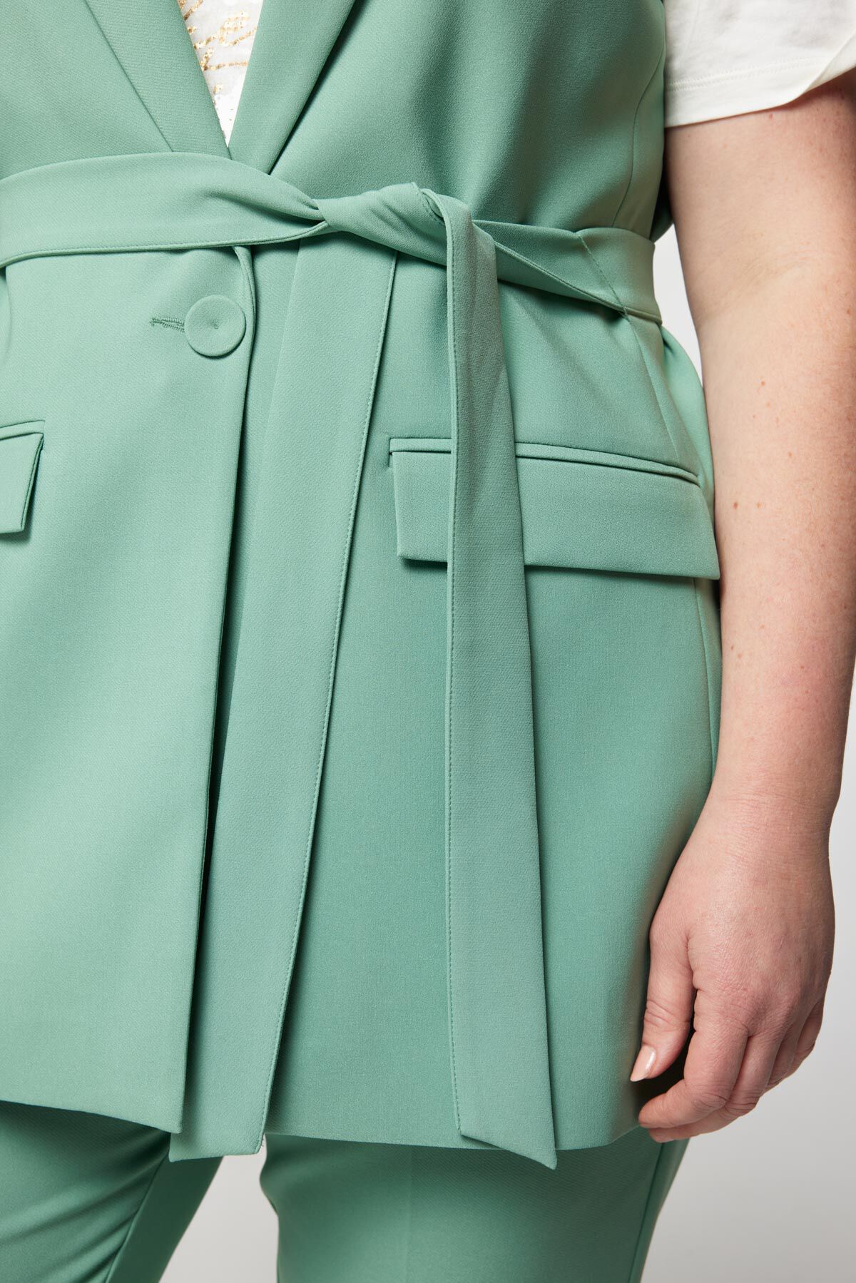 Gilet met bijpassende riem image number 4