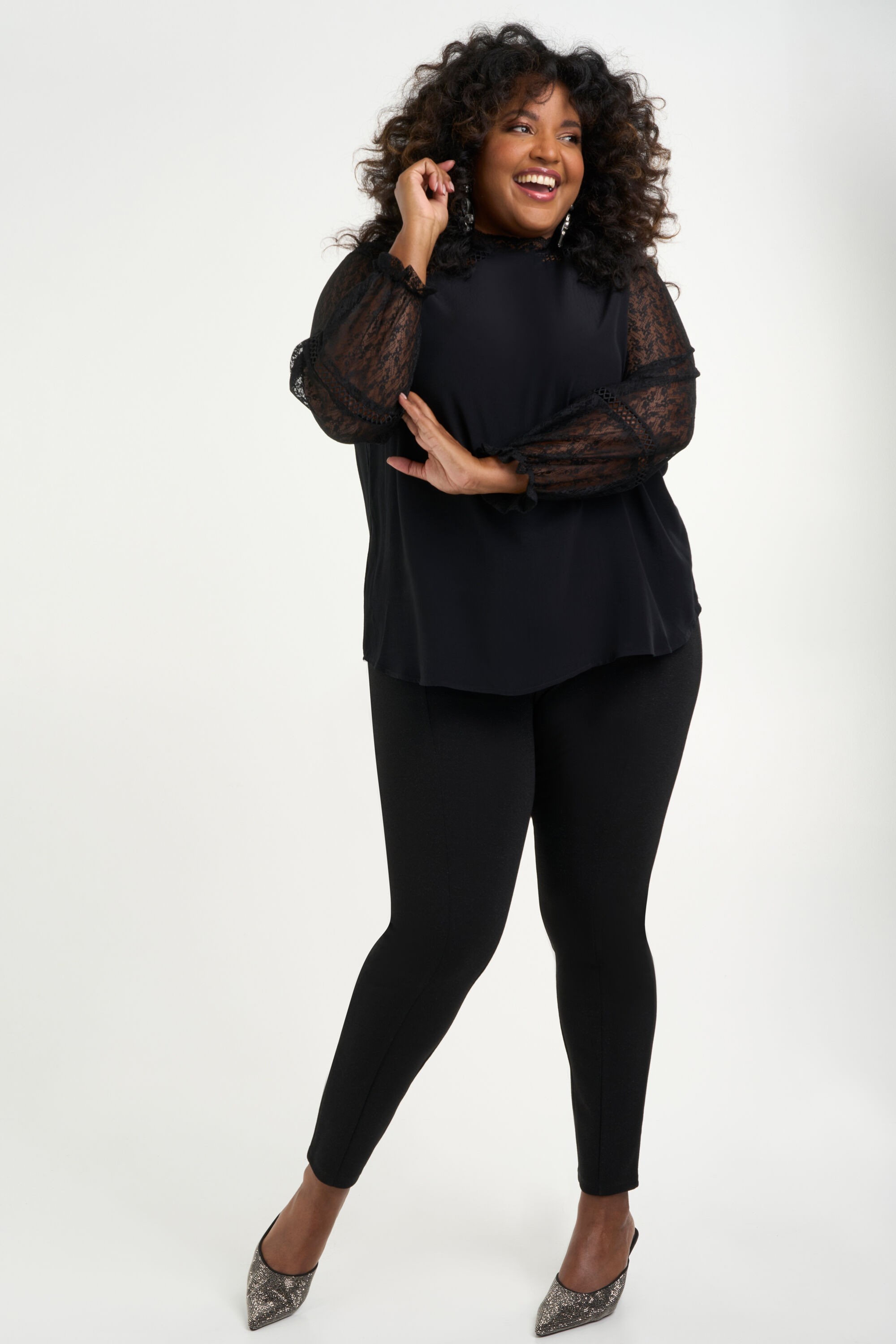 Chemisier en dentelle image number 5