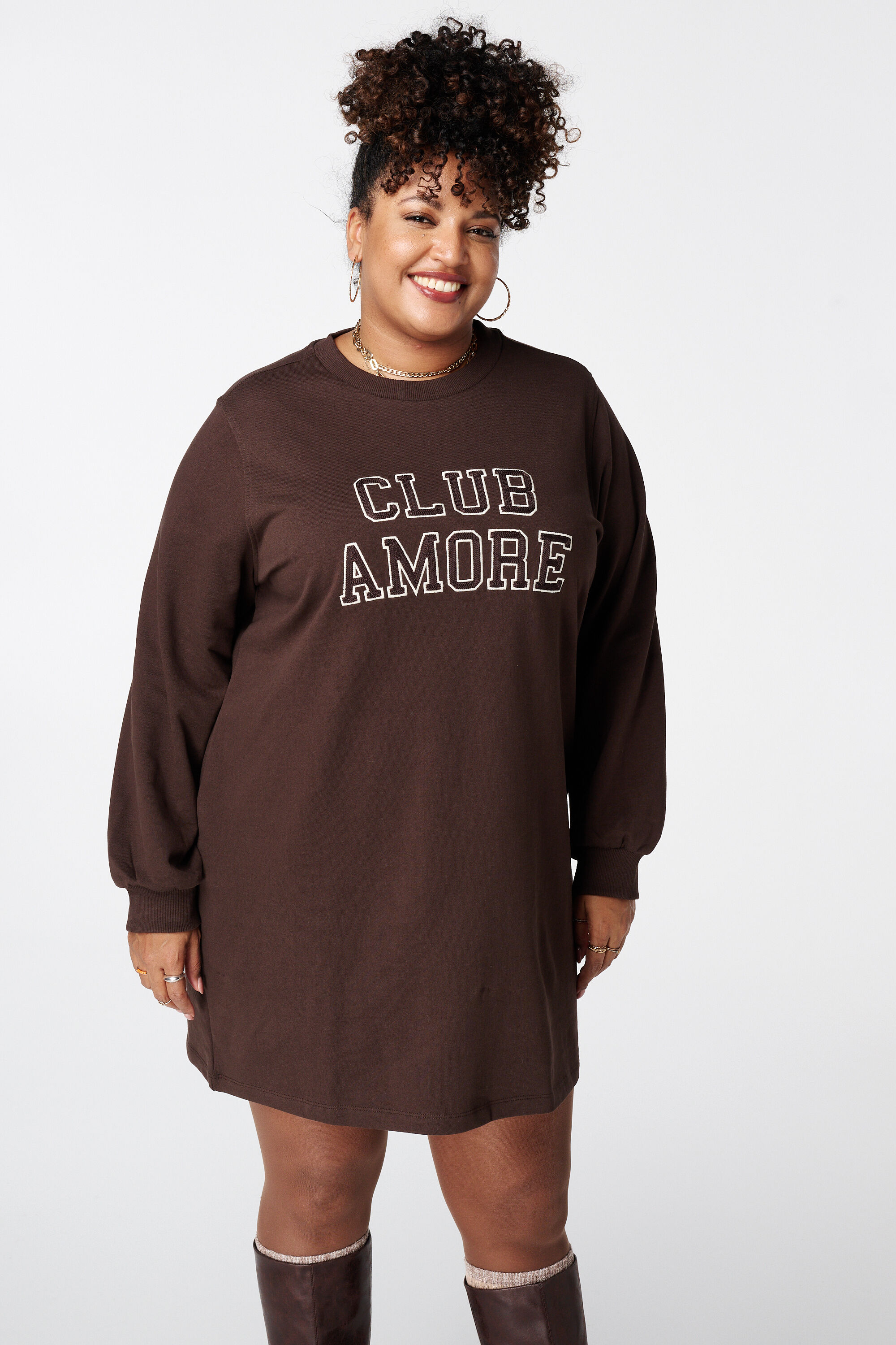 Sweater dress met tekst image number 5