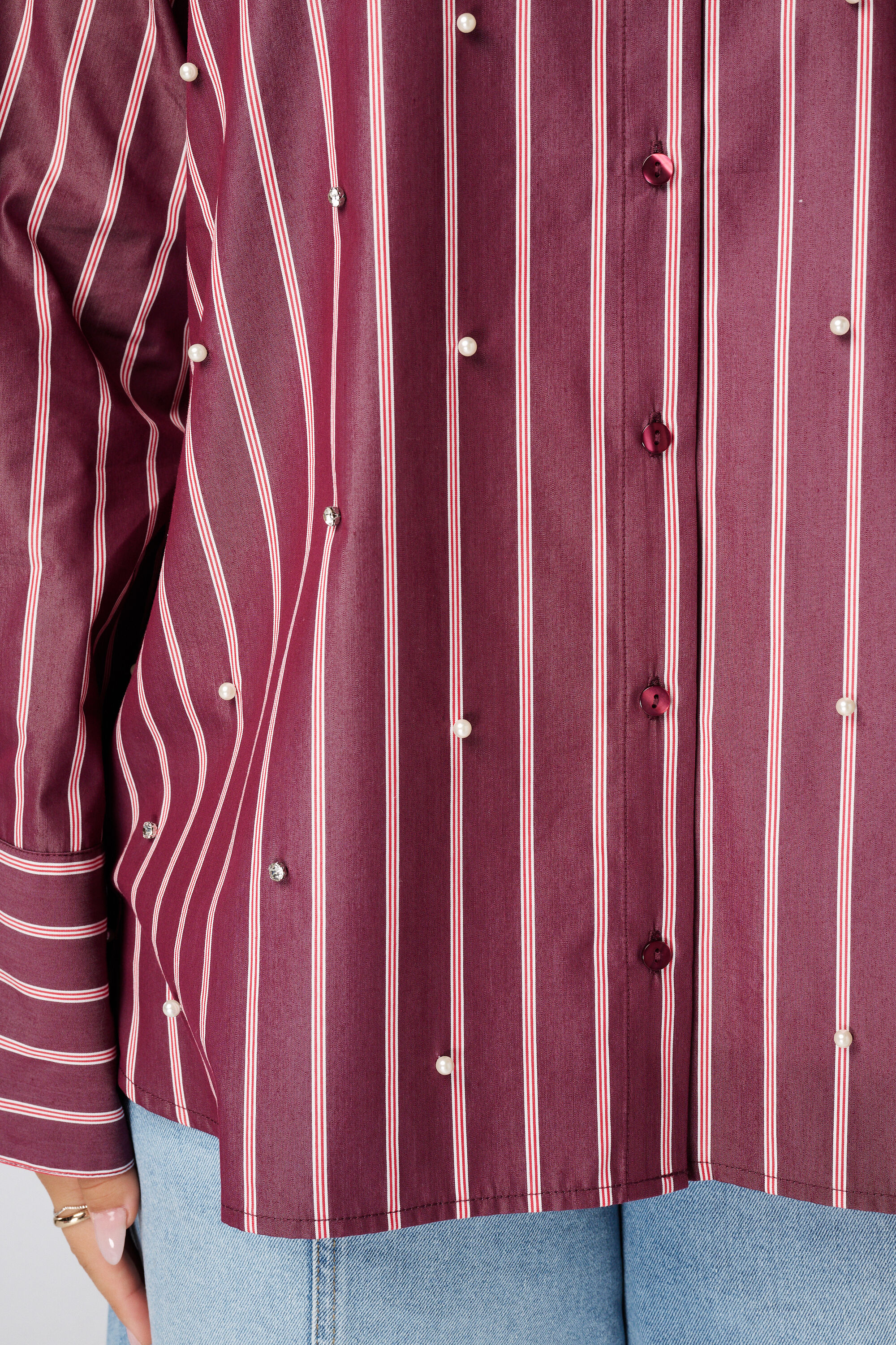 Blouse ray&eacute;e avec perles image number 6