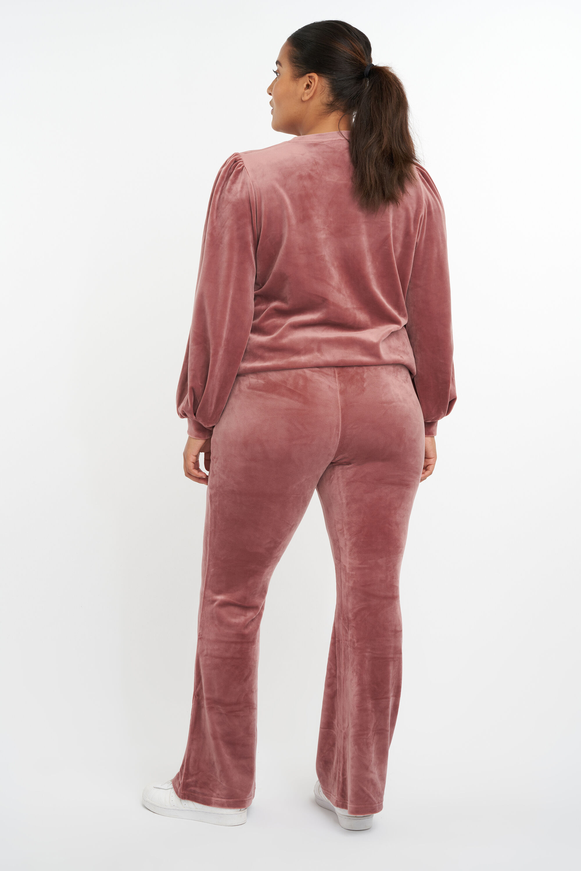 Velvet flared legging image number 3