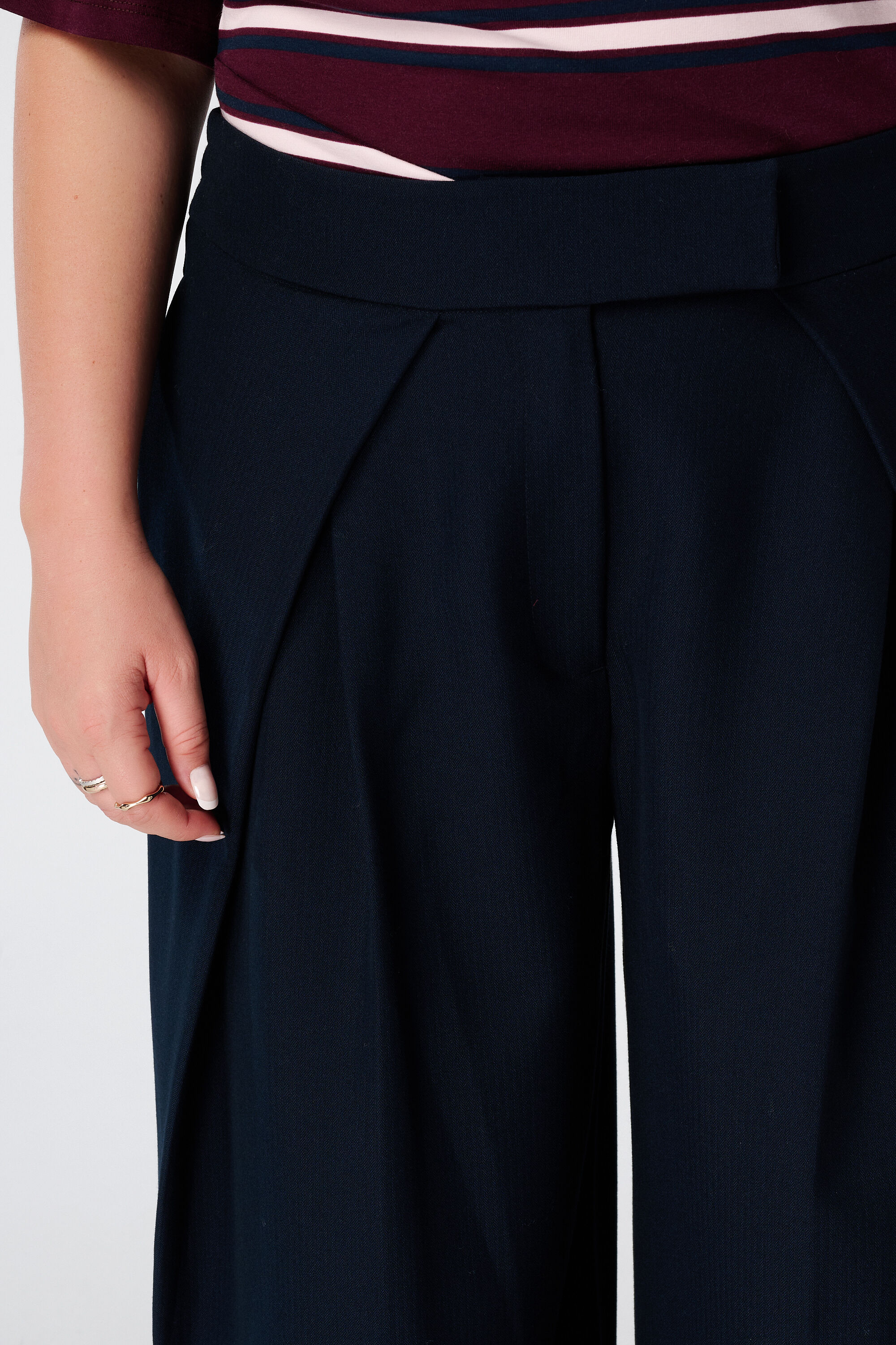 Wide leg pantalon met plooien image number 4