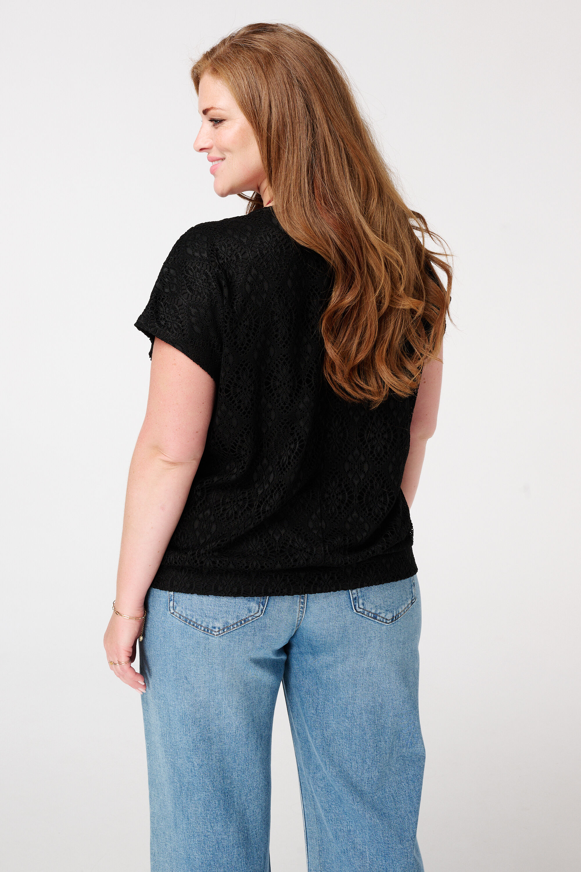 Top en dentelle image number 3
